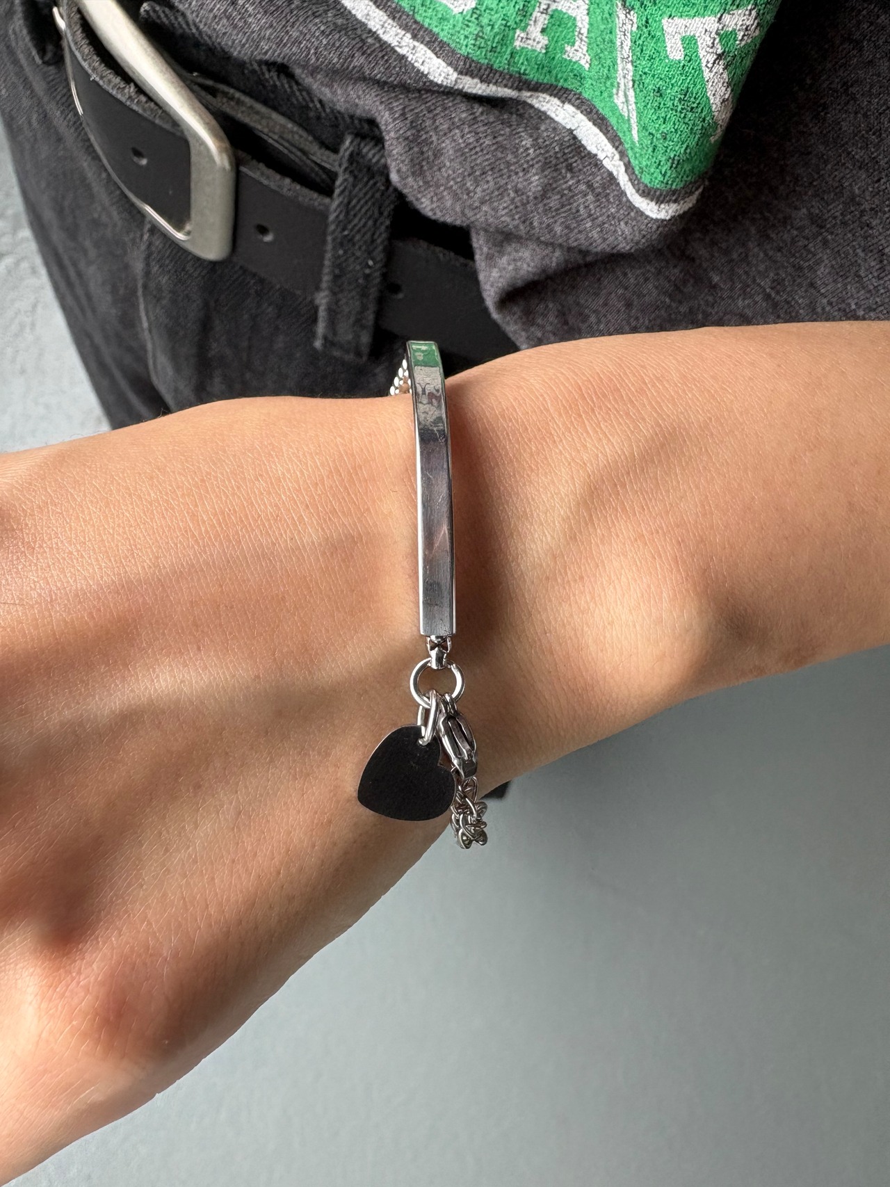 カーブラインボックスブレスレット