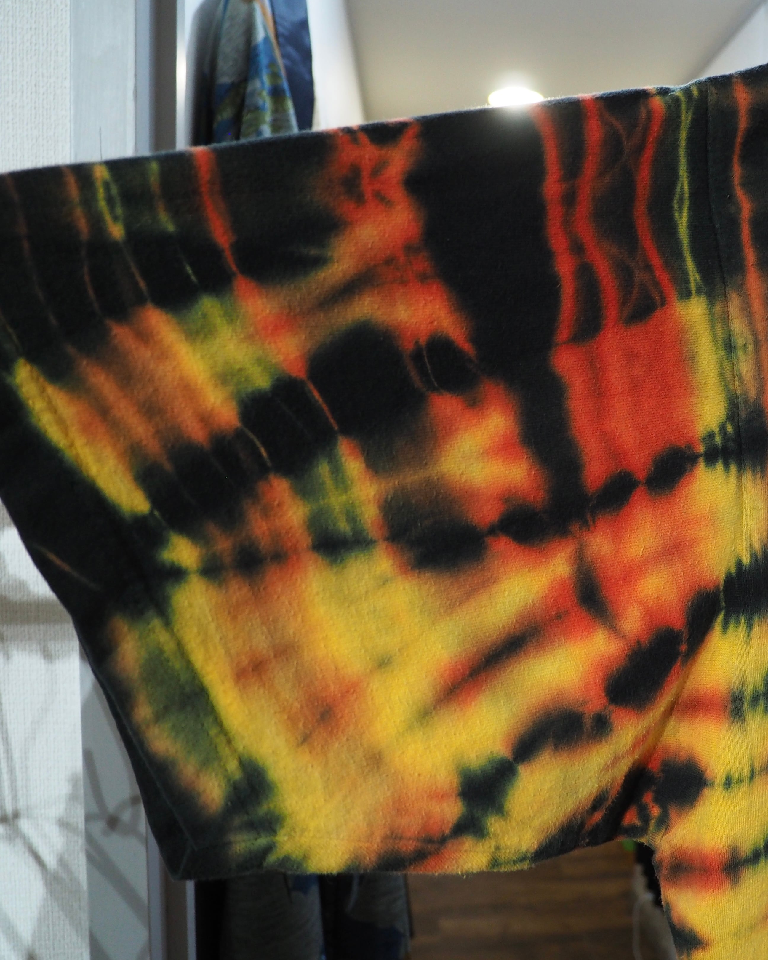 ” 毒蠍 ” Graphic printed × Fire Tie-Dye Over silhouette Special Tee