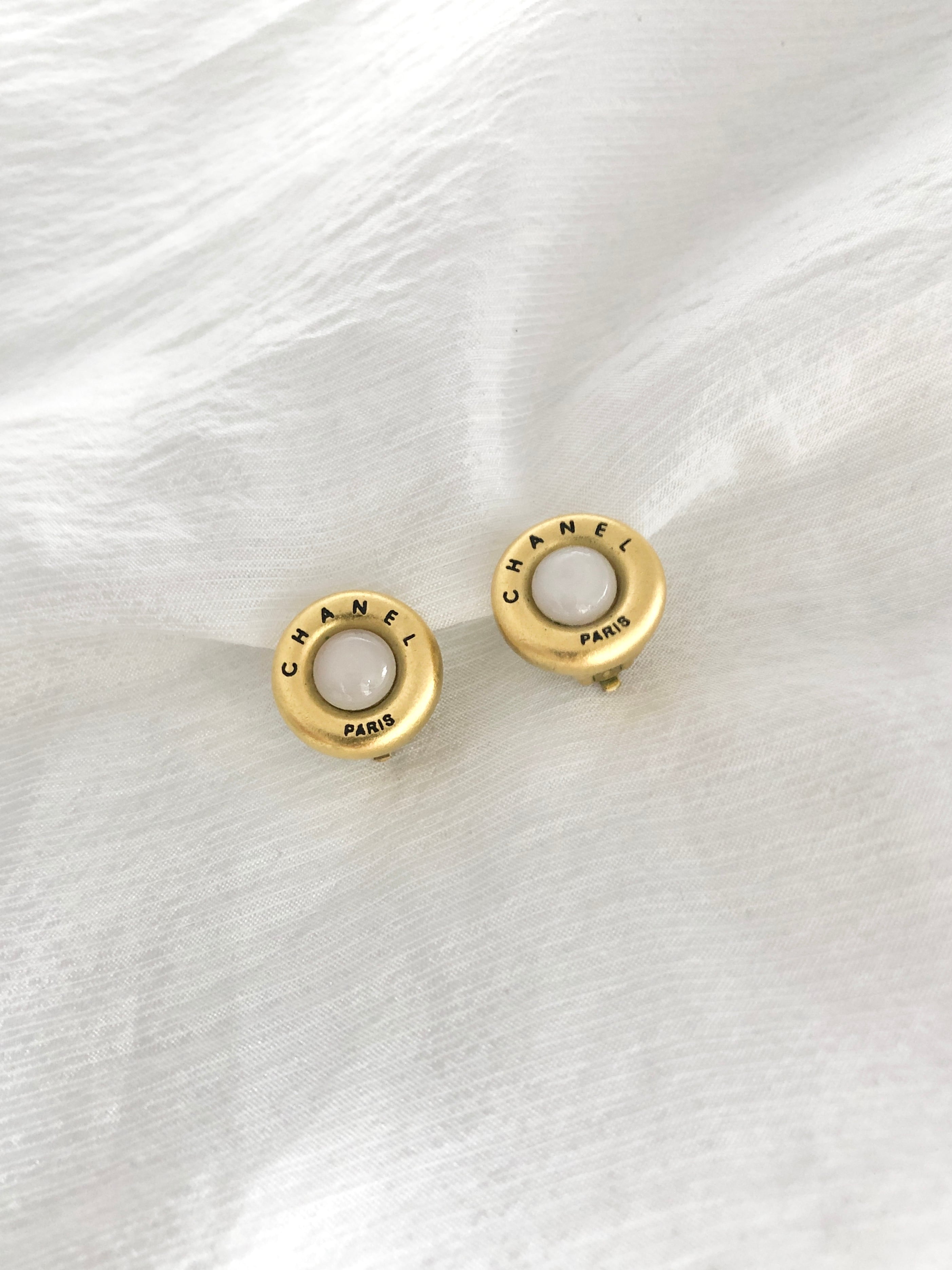 シャネル　ヴィンテージ　アクセサリー　美容 希少 CHANEL☆ ヴィンテージシャネル アクセサリー 入荷致しました