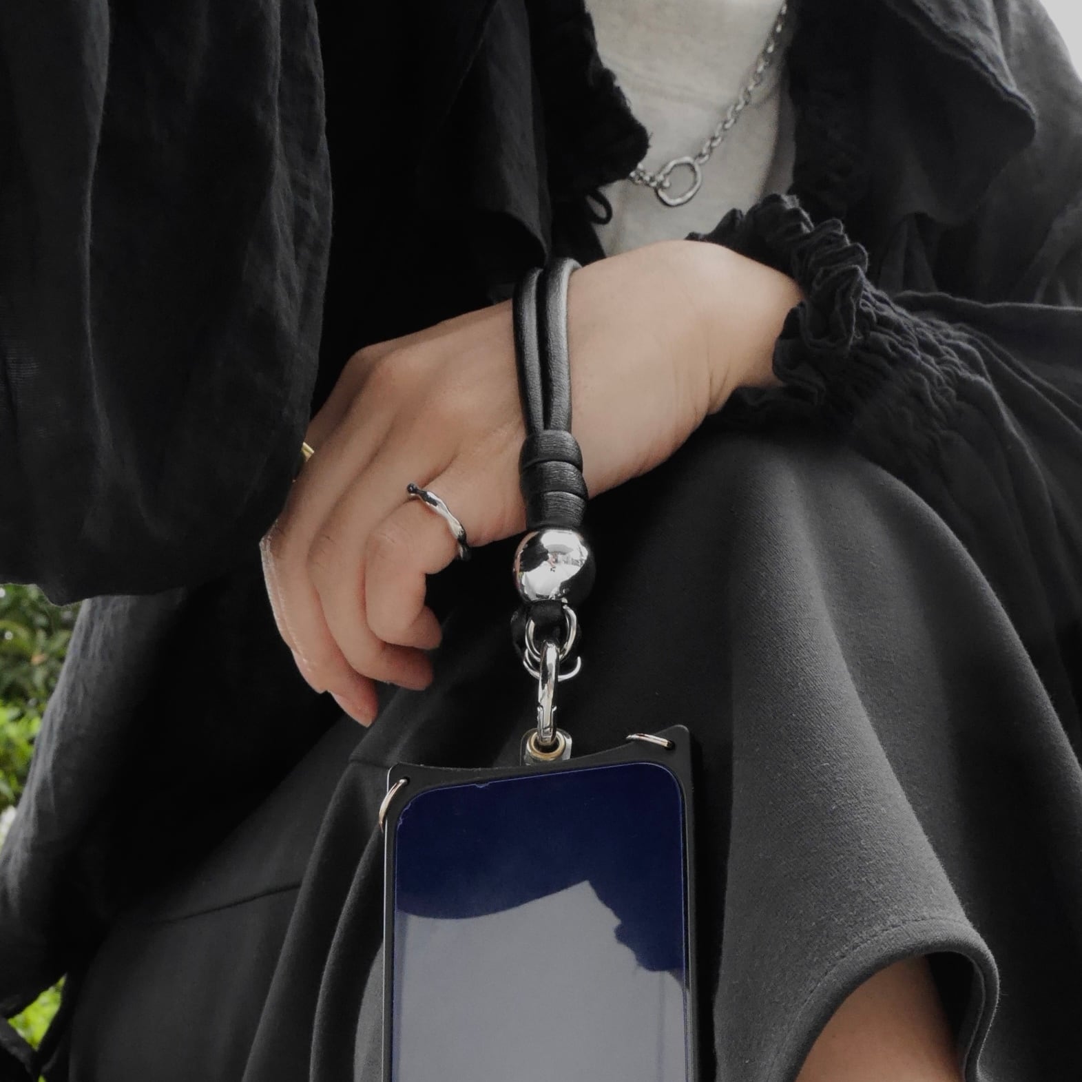 hand strap：ball silver / ブラック | nity