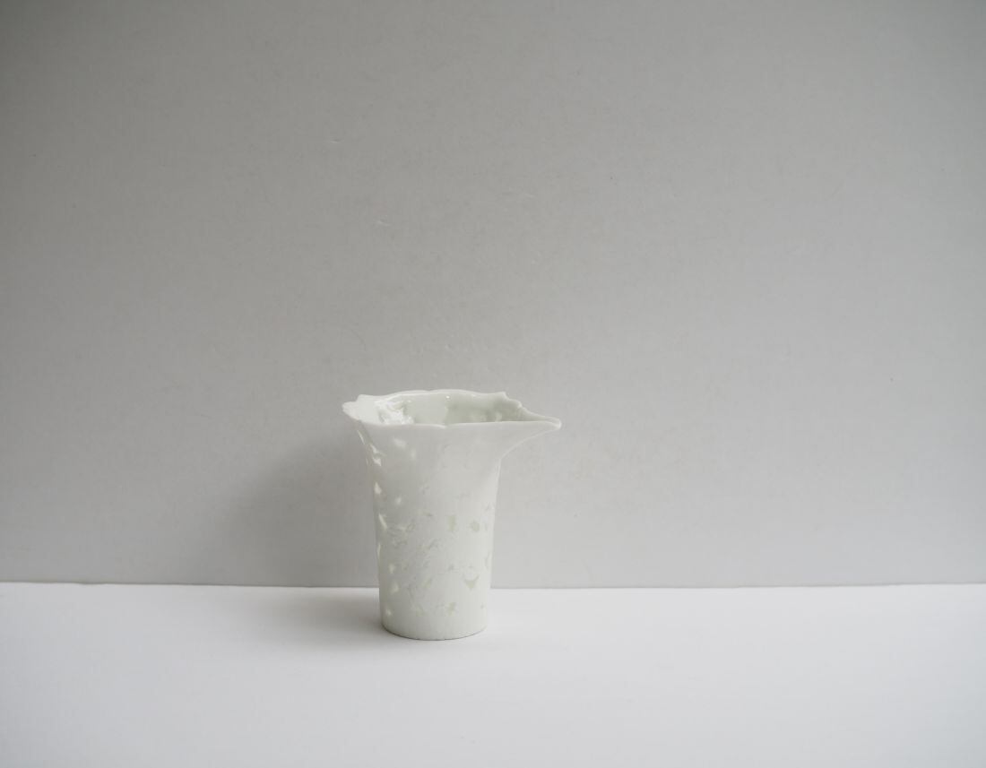 フクオカタカヤ　komorebi　片口（茶海）　輪花 フクオカタカヤ komorebi 片口（茶海） 輪花 | うつわ謙心 utsuwa