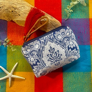 コスメポーチミニ❤️ホワイトネイビー×ディープレッドタッセル×ミニハンドル