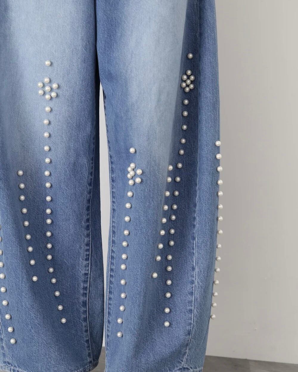STUMBLY】Curvy Denim w/Pearl | idealclasse