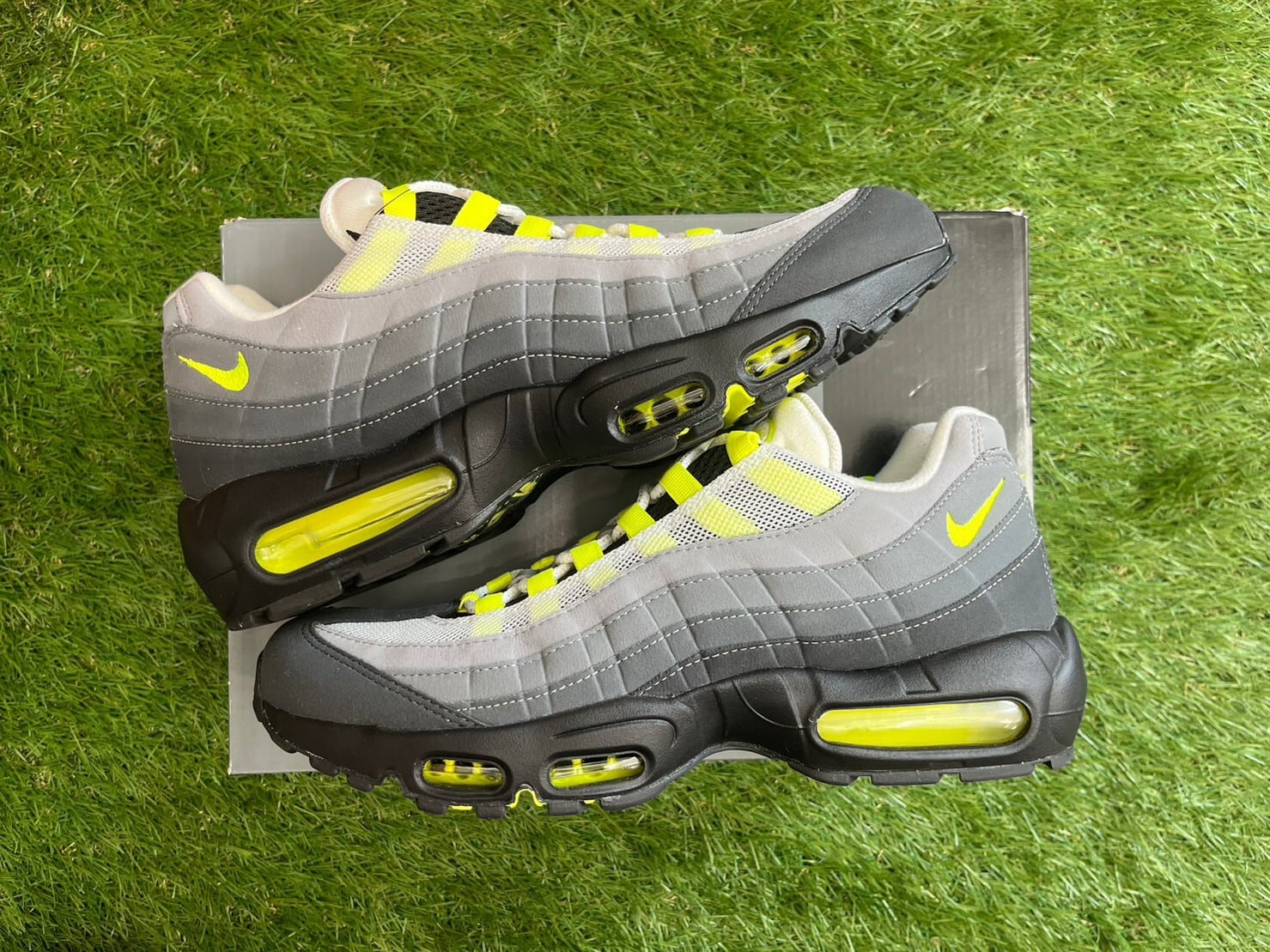 NIKE AIR MAX 95 OG NEON YELLOW CT1689-001 28.5cm 55101 | BRAND  
