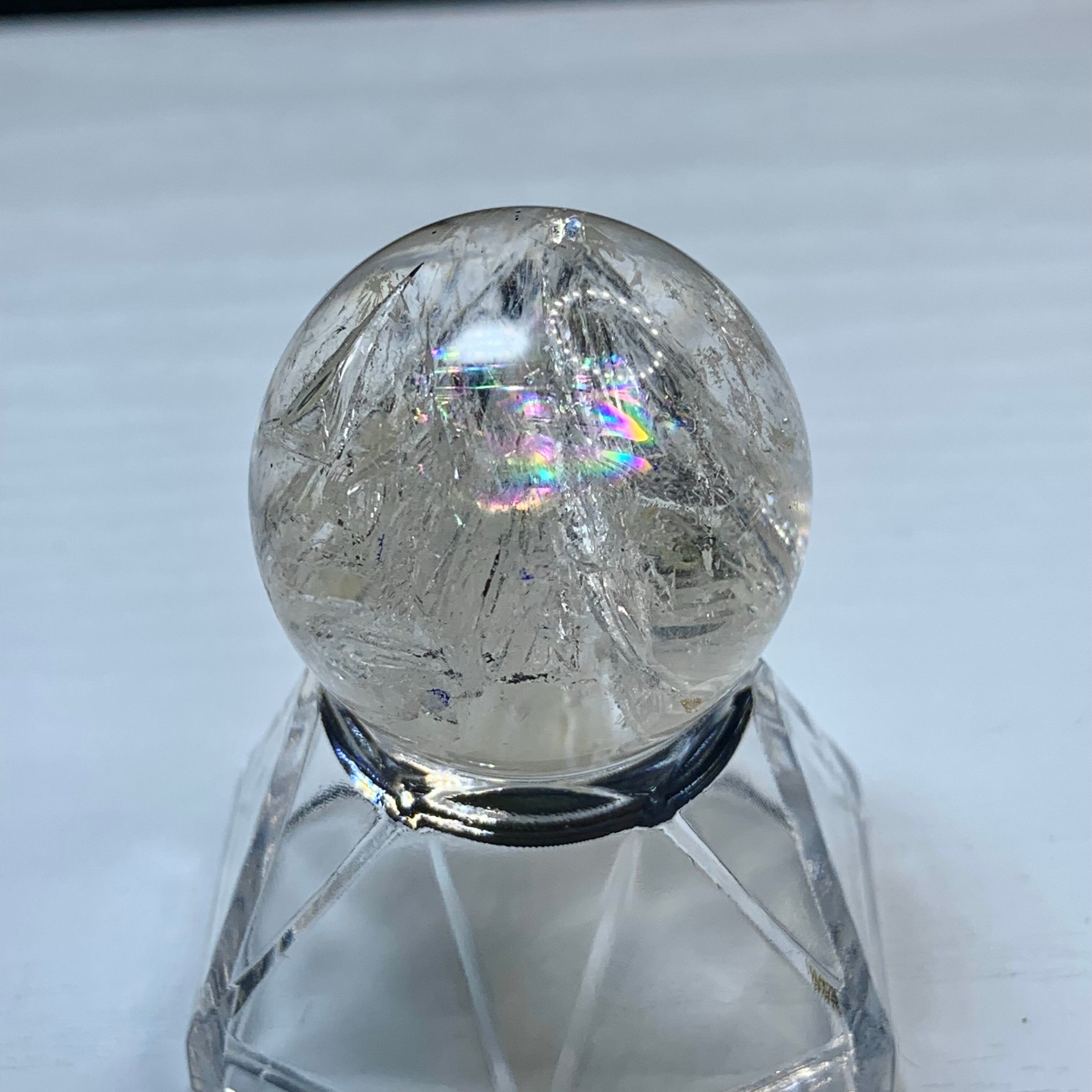 3.貫入水晶×水入り水晶スフィア 3.貫入水晶×水入り水晶スフィア