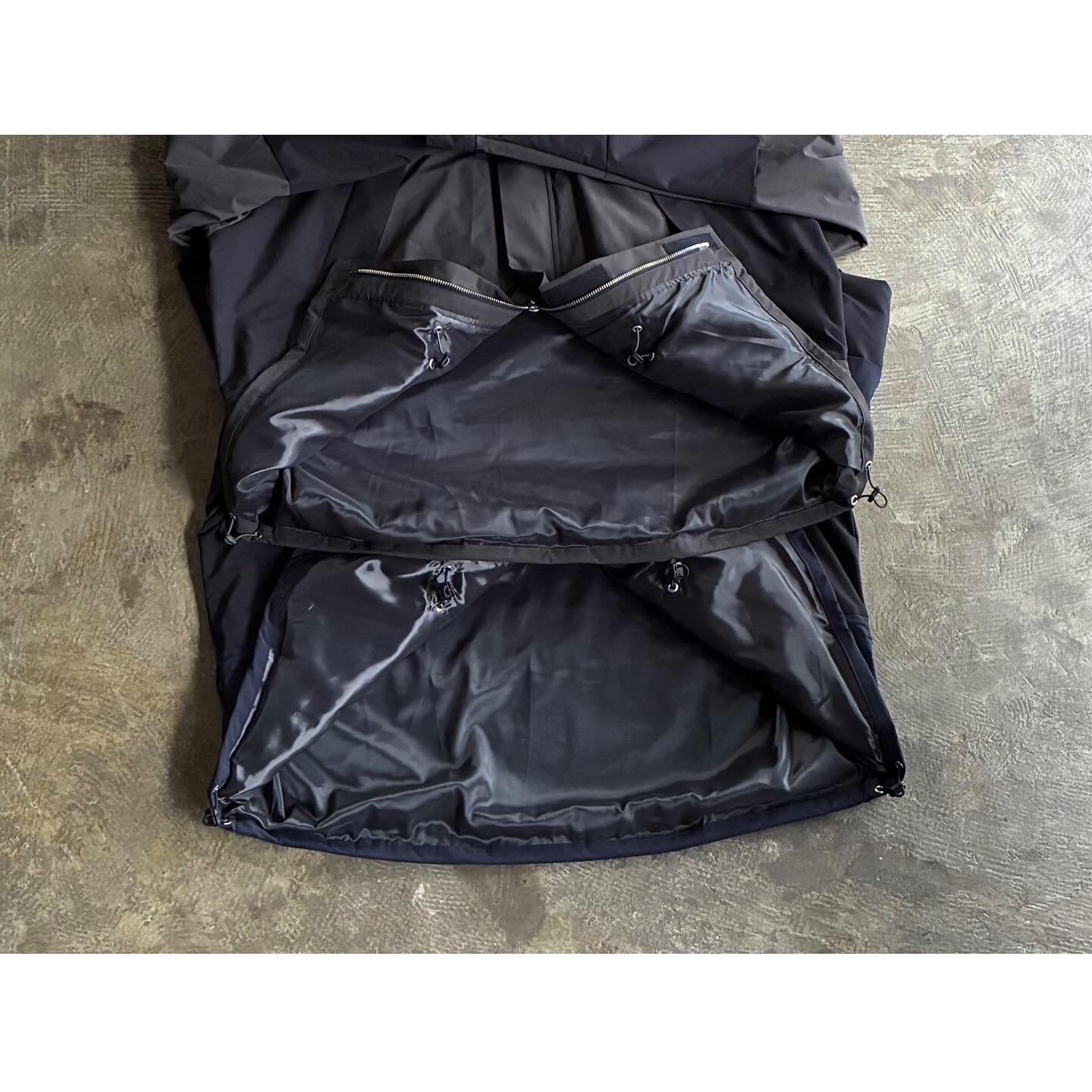 BASISBROEK (バージスブルック)『MONTN』Polyester Nylon Double Weave