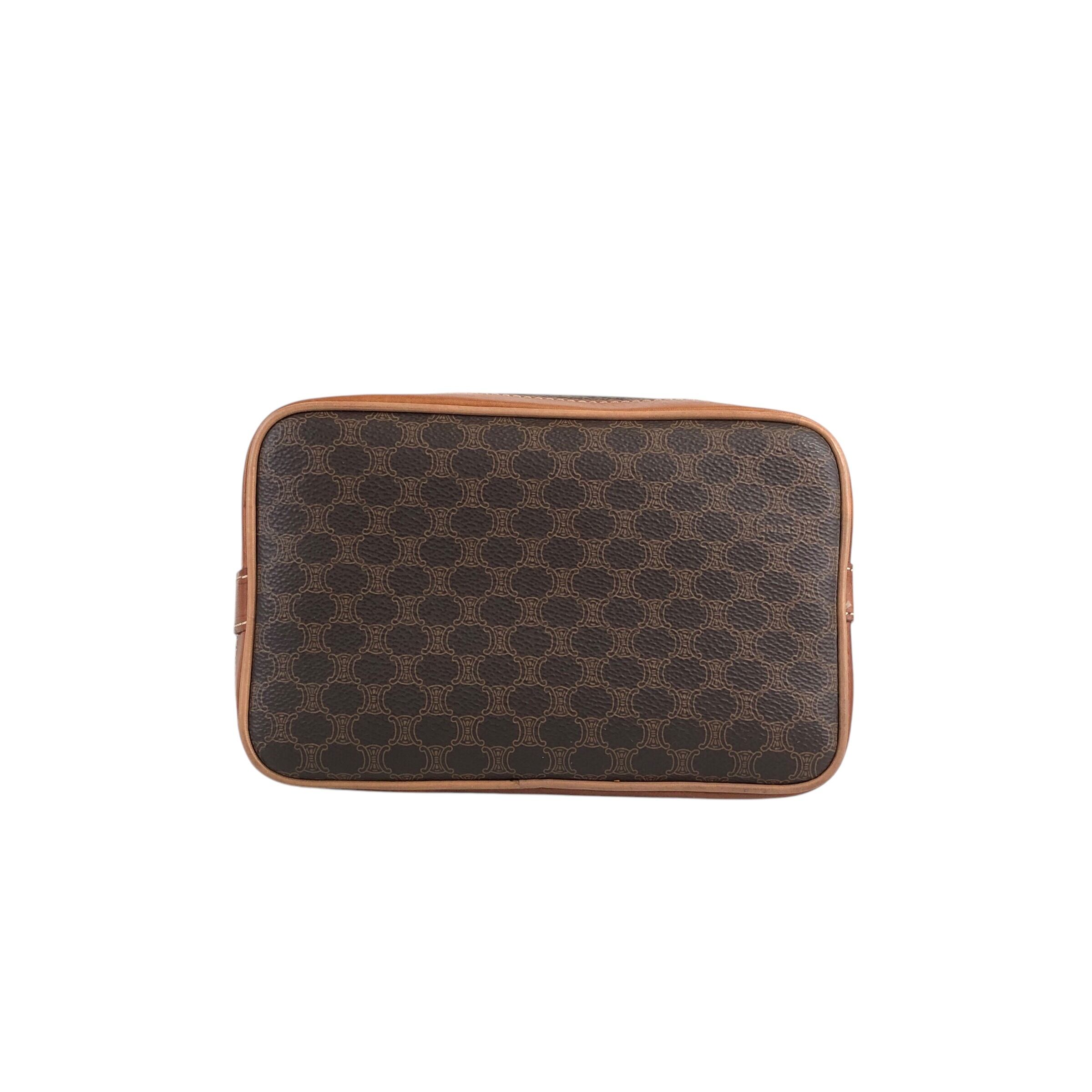 ★CELINE セリーヌ マカダム  ショルダーバッグ ブラック ブラゾン型押し PVC レザー 巾着 x5e8fx 5ad61e463336f0b9972713882dd9d4