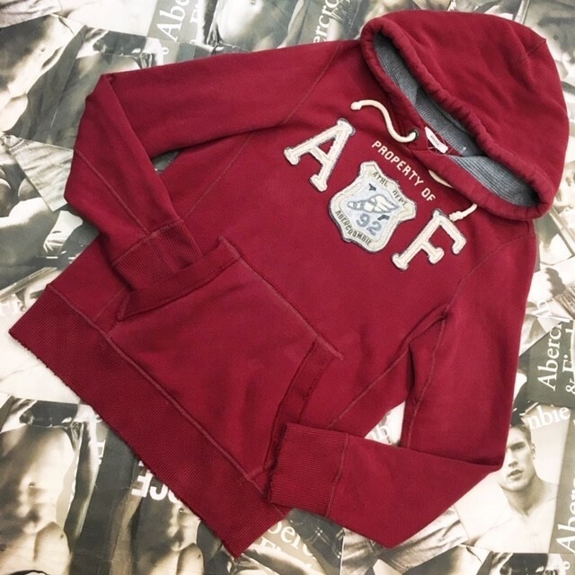 Abercrombie＆Fitch　MENS　パーカー　Ｓサイズ