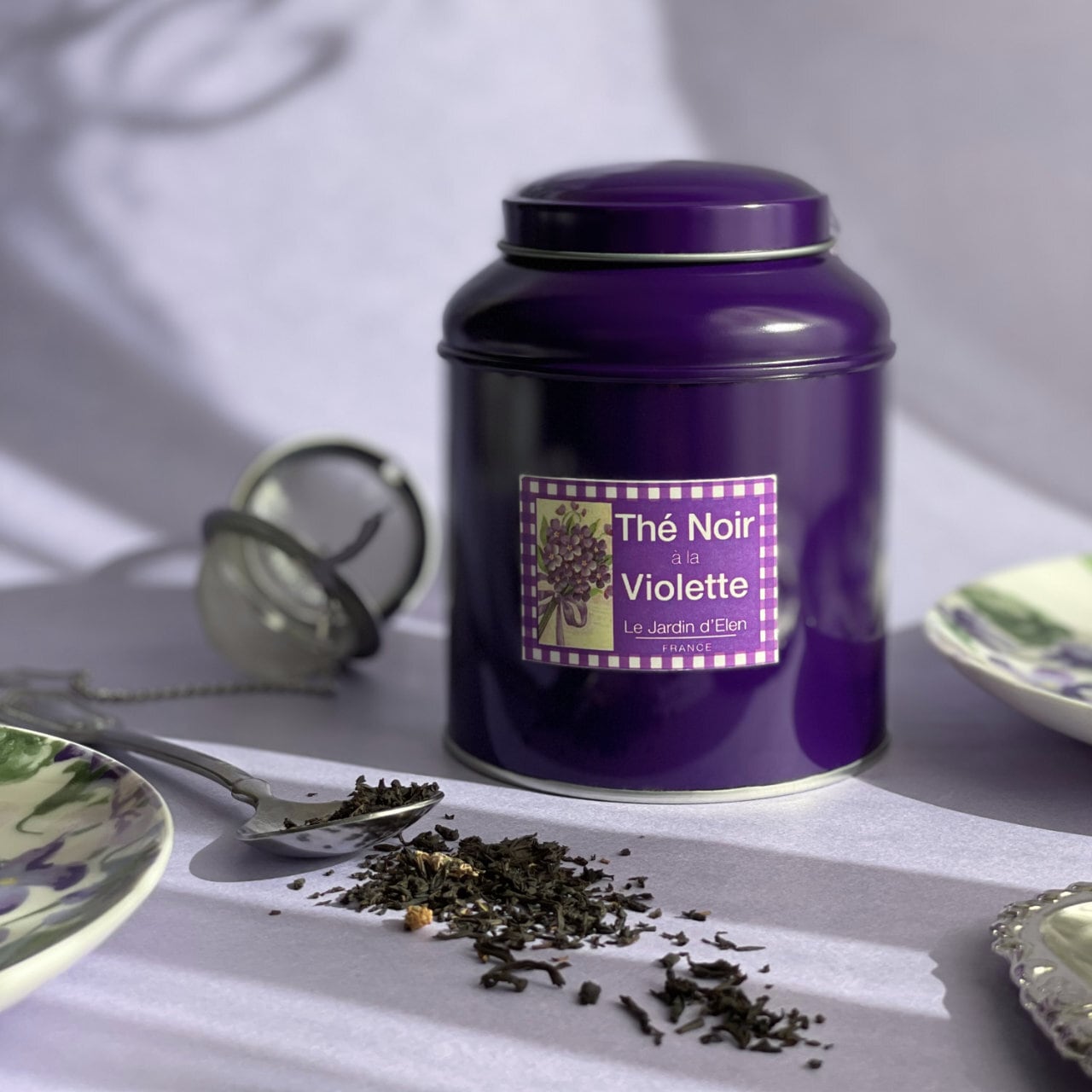 スミレ紅茶 130g La Maison de la Violette フランス/トゥールーズ