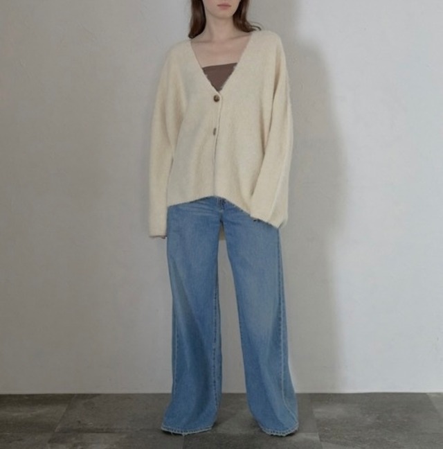 軽やかアルパカ素材カーディガン