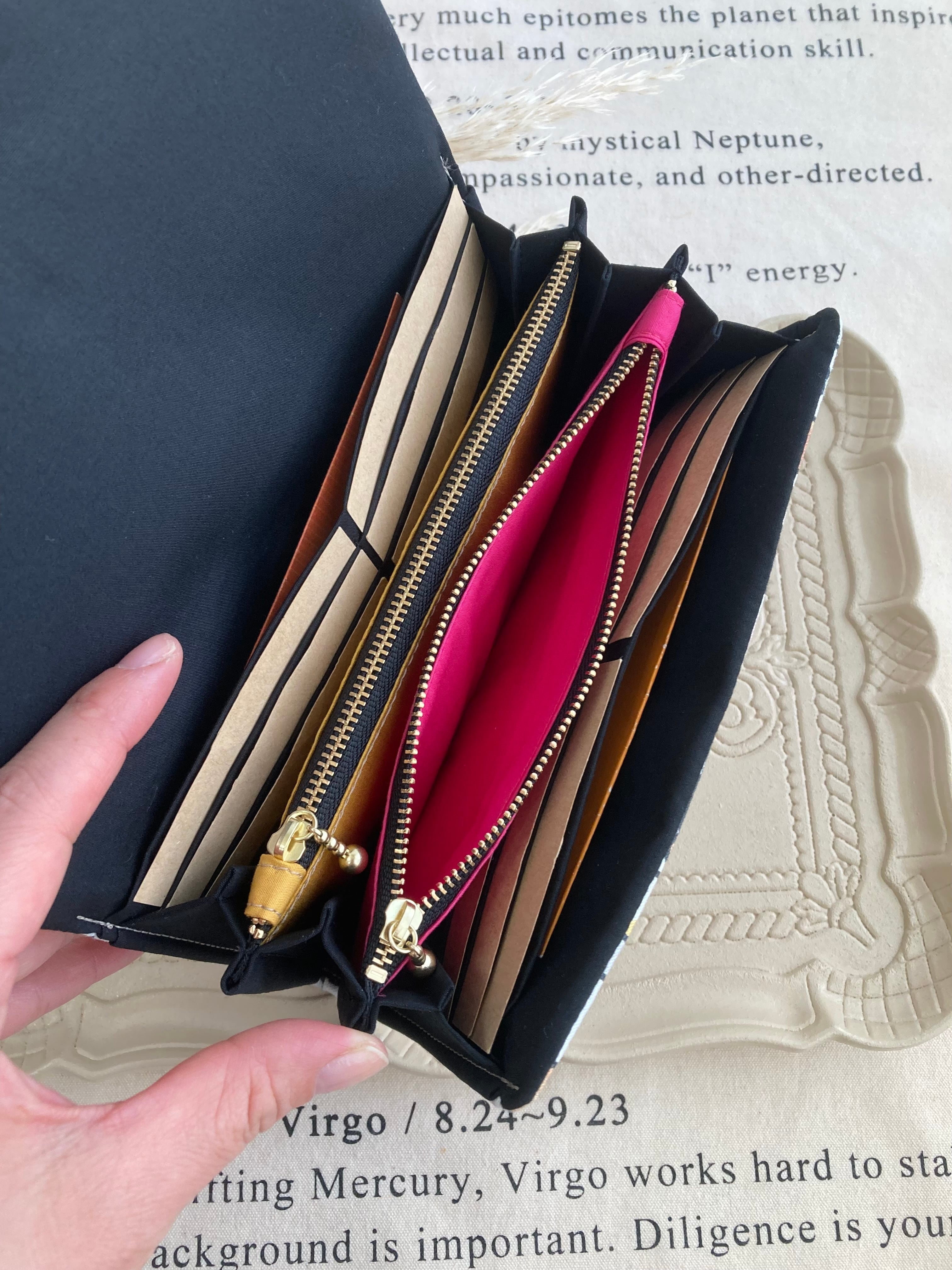 kaoyorinakami カオヨリナカミ 折り財布 ブラウン kaoyorinakami