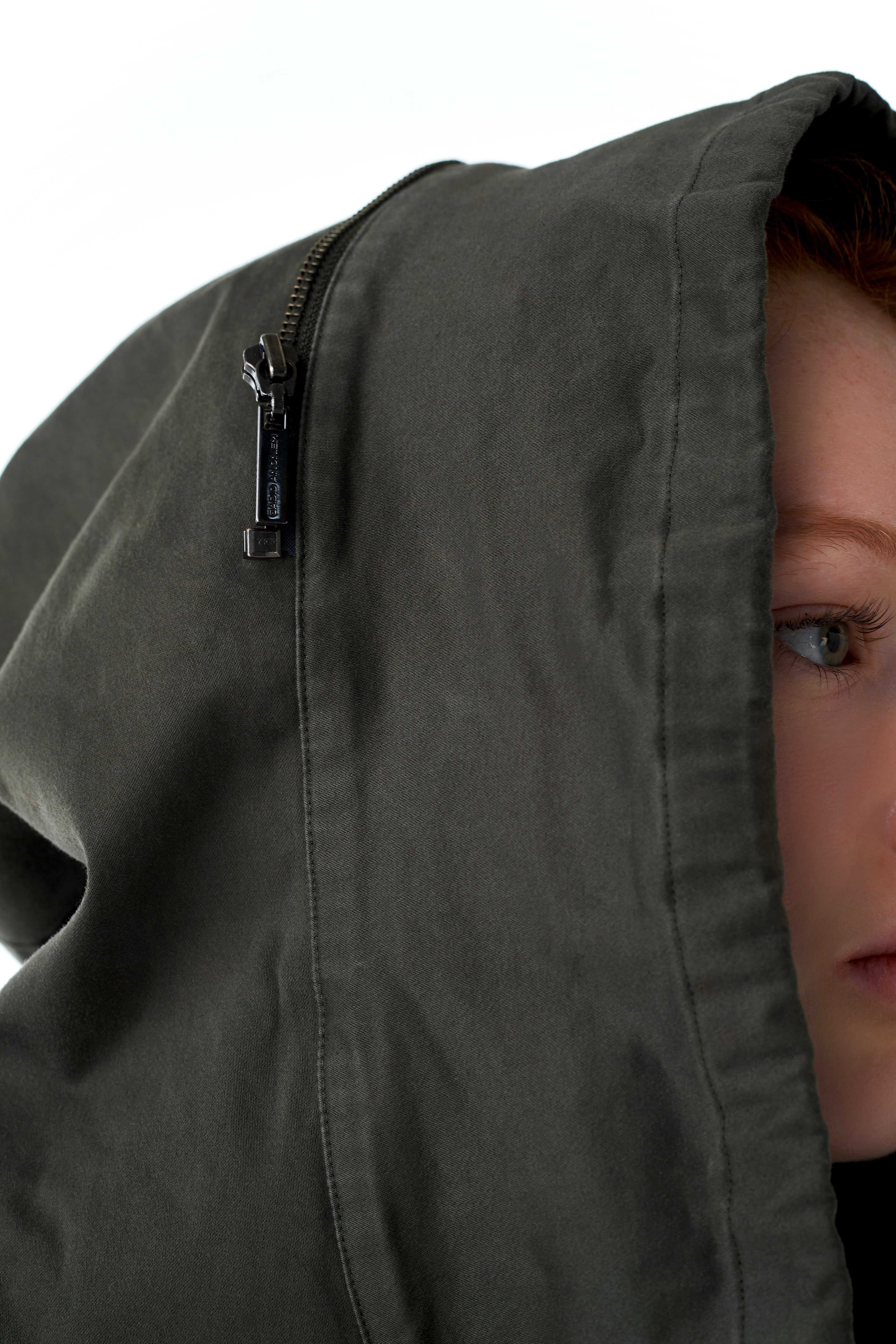 LOGG / KHAKI | GADID ANONIEM