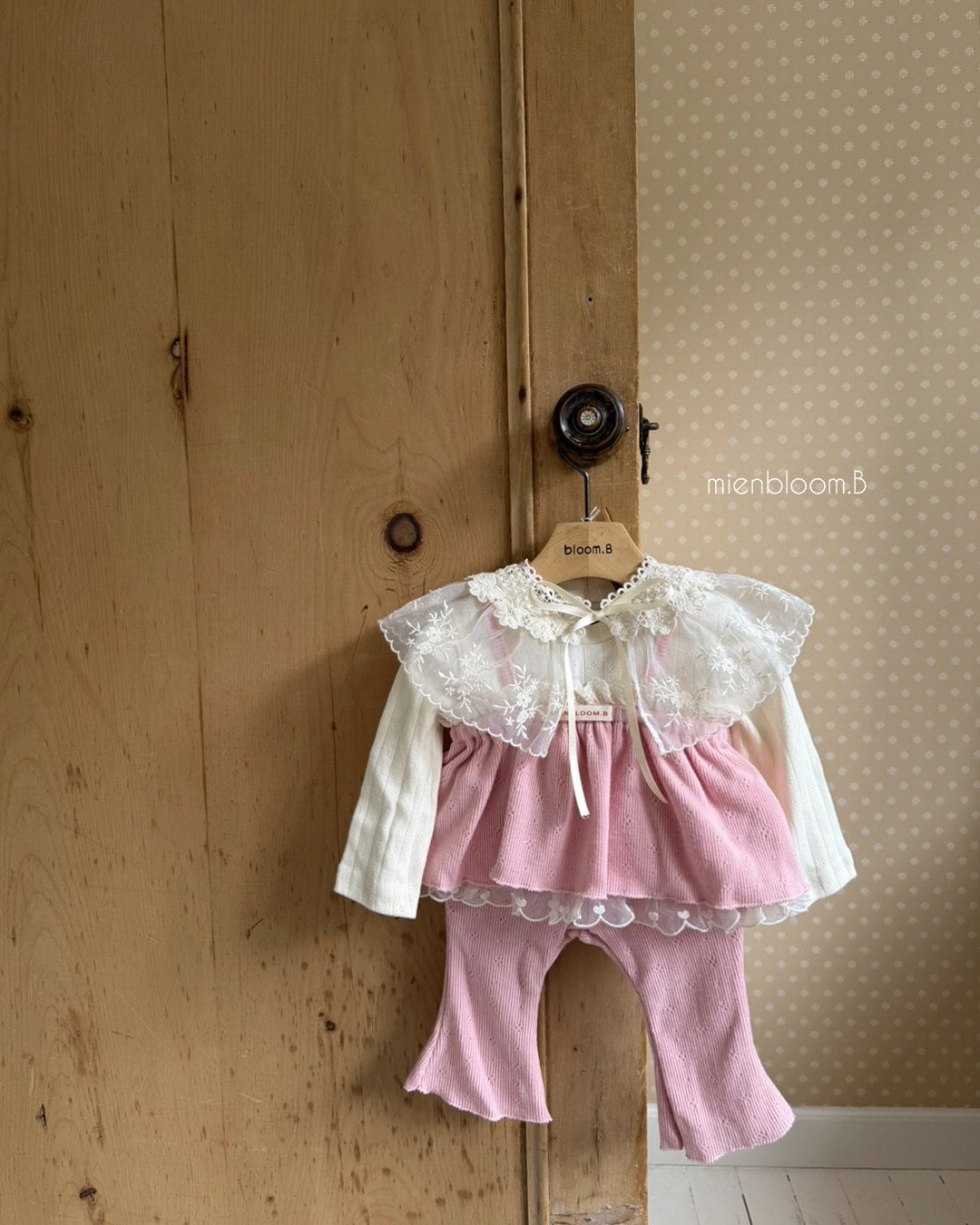 送料無料【予約】/ baby フラワーレースケープ / mienbloom