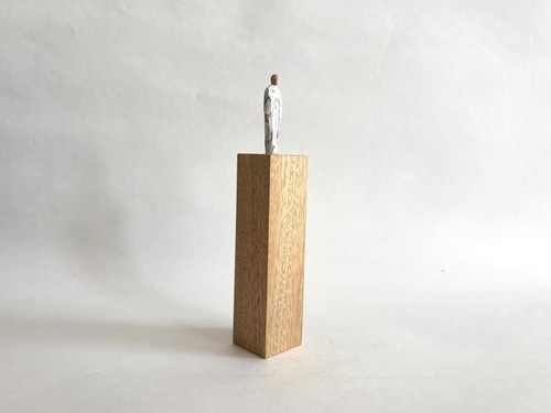 （w04）wood figure-mini台付