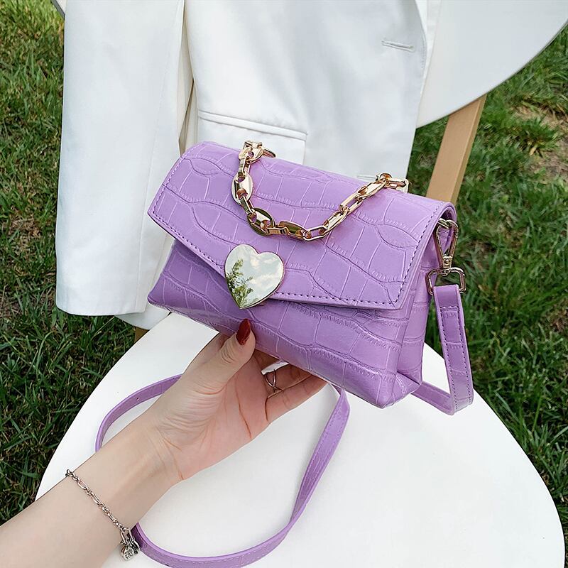 チェーンバッグ女性のバッグ2020新しいトレンディな夏のファッションショルダーメッセンジャーバッグエインワイルドワイルドワイルドレッドスクエアバッグ Tiancai_Wing_Bag2920323