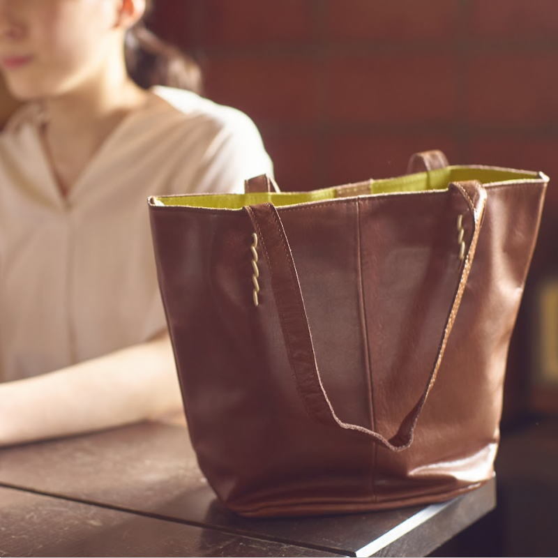 日本製】rena-iris 手提げトート柔らかい素上げ姫路レザー・ソフト