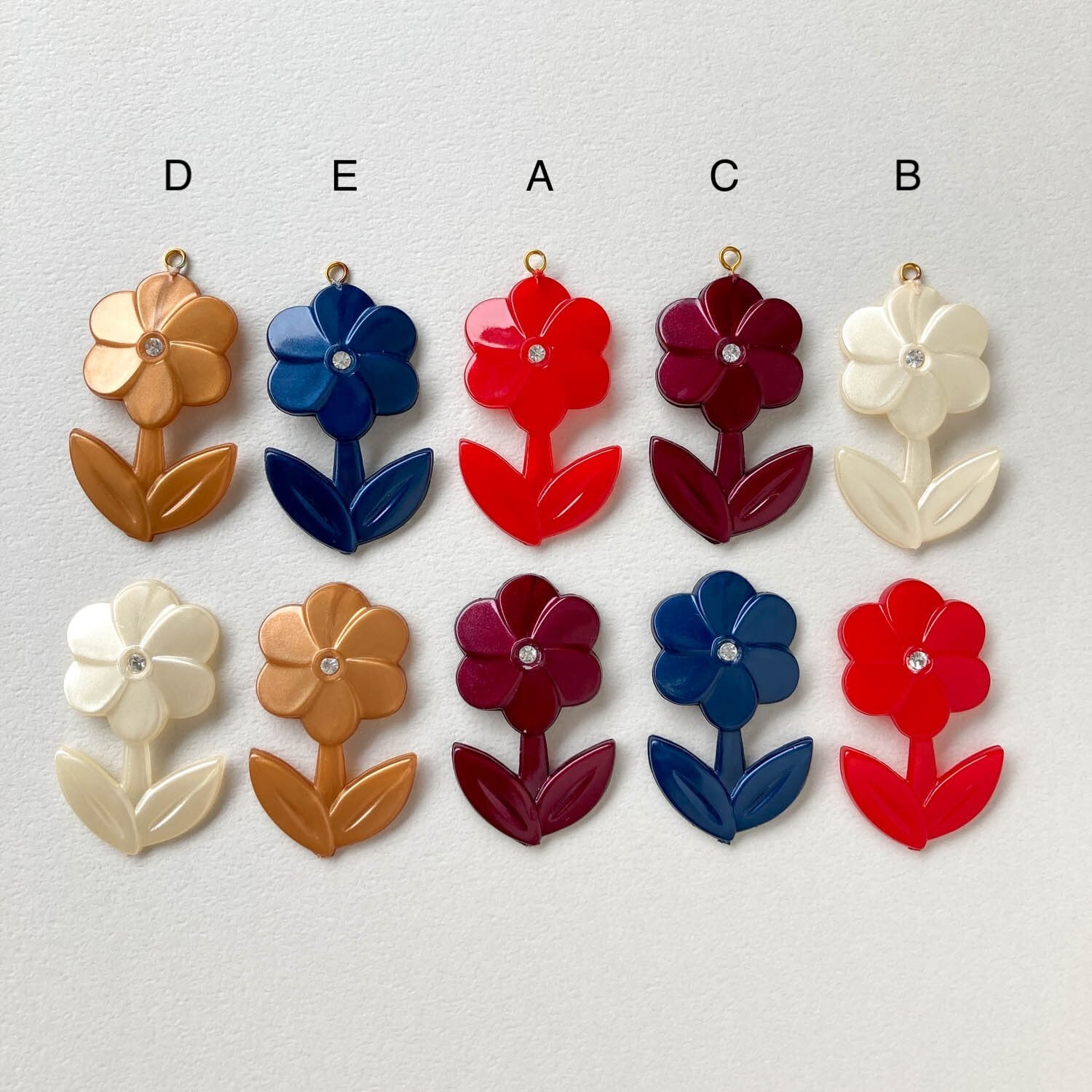新色追加〉ドイツアクリル ヴィンテージお花チャーム | Dua