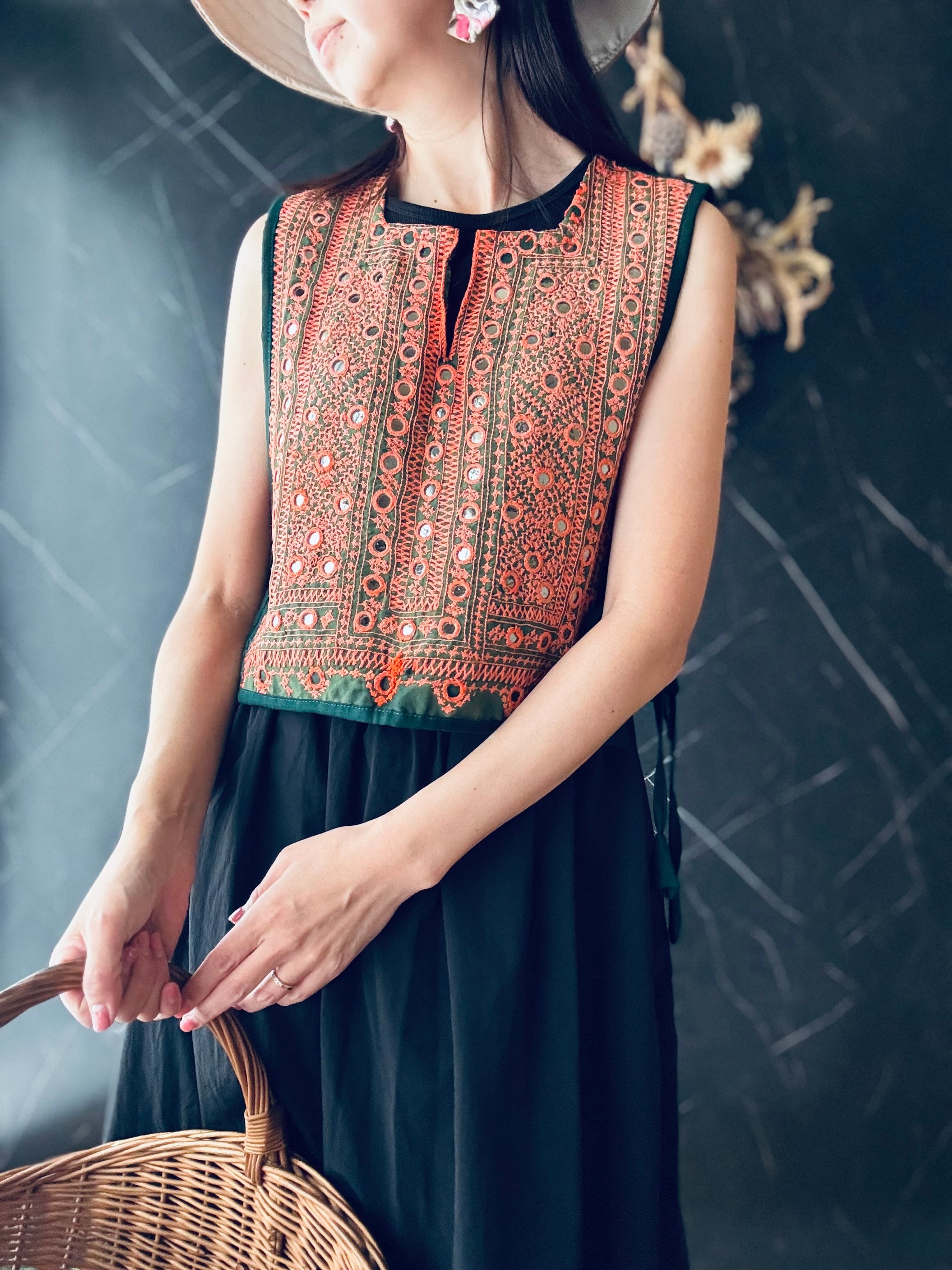 ALL ITEM | Balochito ｜ バロチ刺繍ベスト専門店