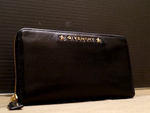 ★GIVENCHY ジバンシィ 男女可 スター スタッズ レザー 長財布★