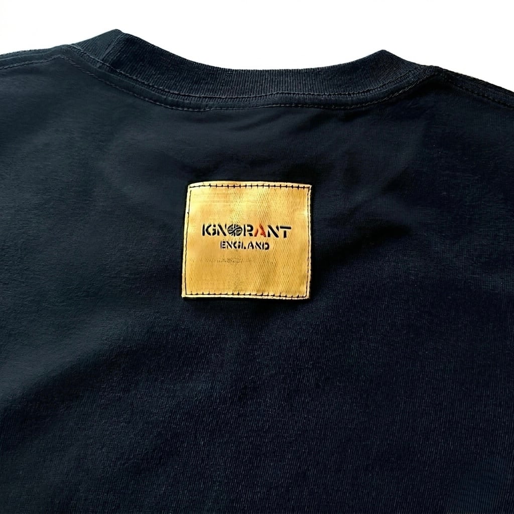 新品未使用レアCRASSオフィシャルTシャツTOUR2023 L ディスチャージ CRASS / Steve Ignorant presents CRASS T-Shirt シンボル | More Tea