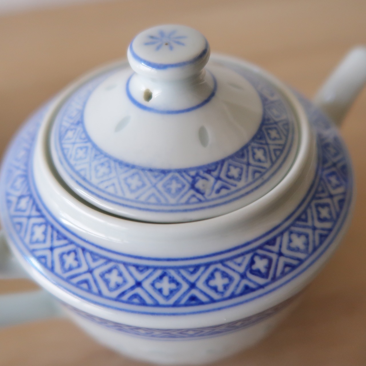 蛍手のティーポット＆カップ