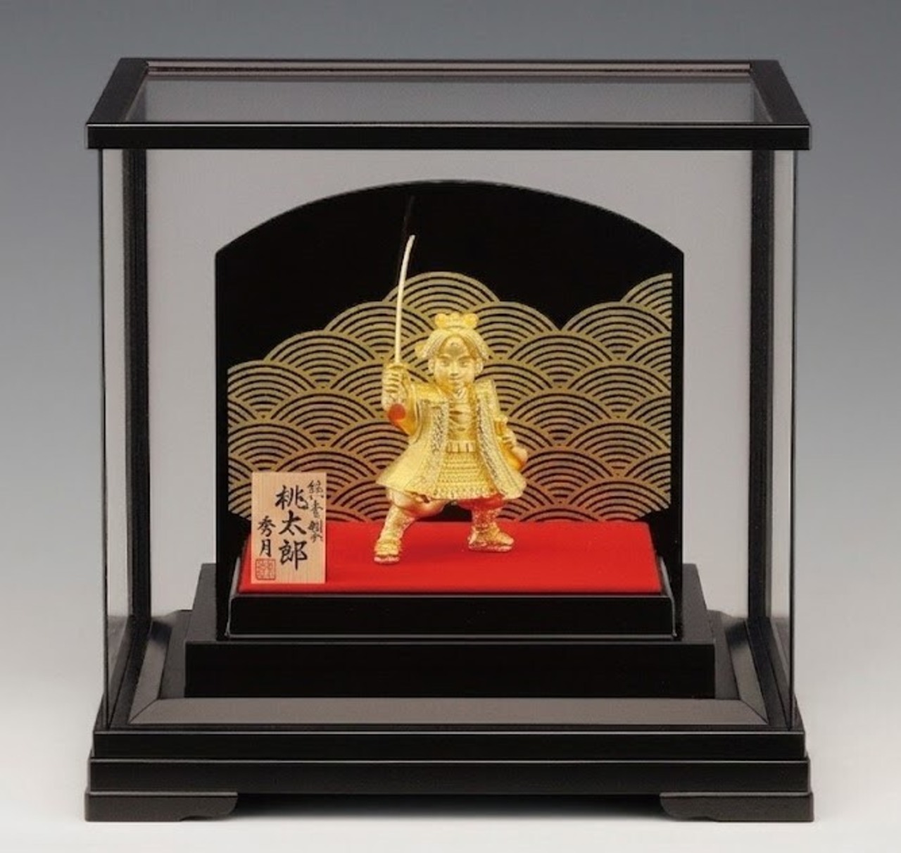純金　桃太郎　55ｇ　　　　　　　　ガラスケース入り