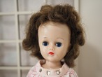 「Jill」ブラウンカールヘア　ウォーカードール　アウトフィット・サンダル付き（色移りあり） 画像3