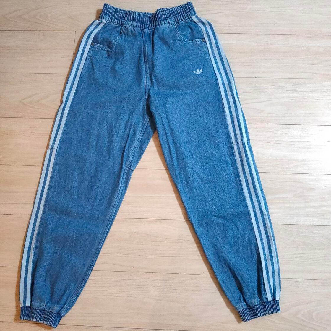 アディダス インディゴブルー デニム ジャージパンツ adidas 女性L  