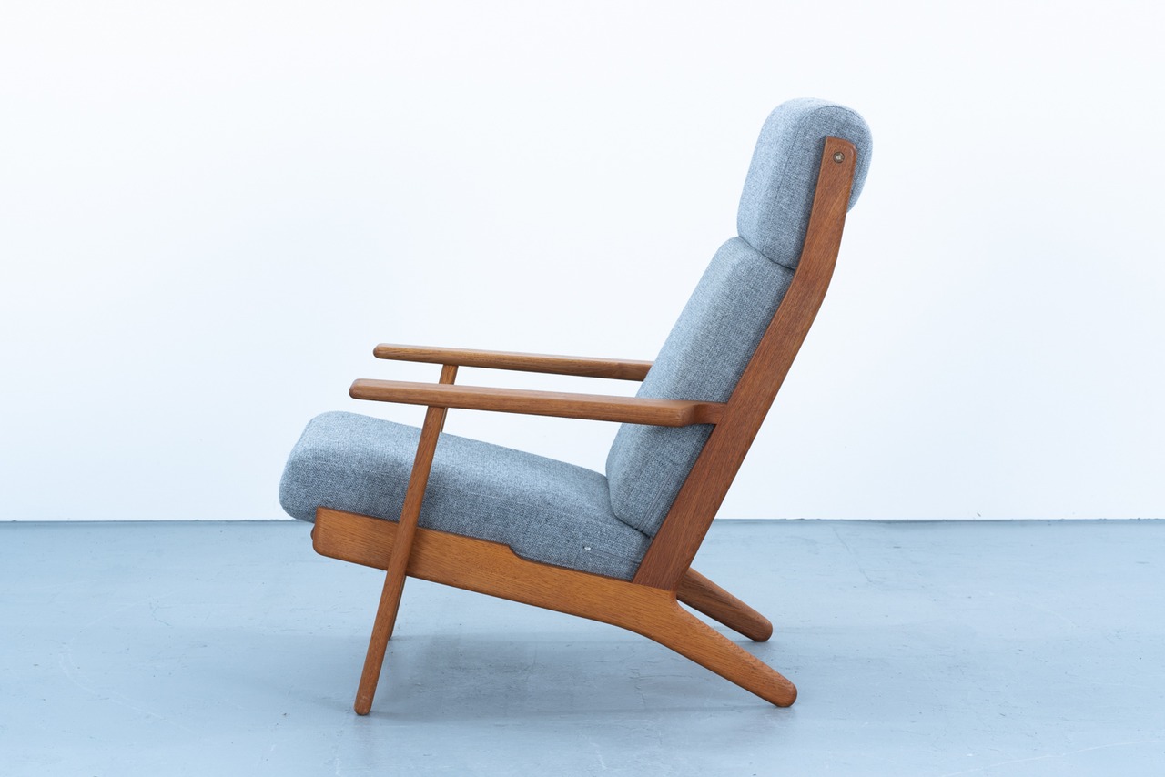 Hans J Wegner | GE290A Highback Easy Chair