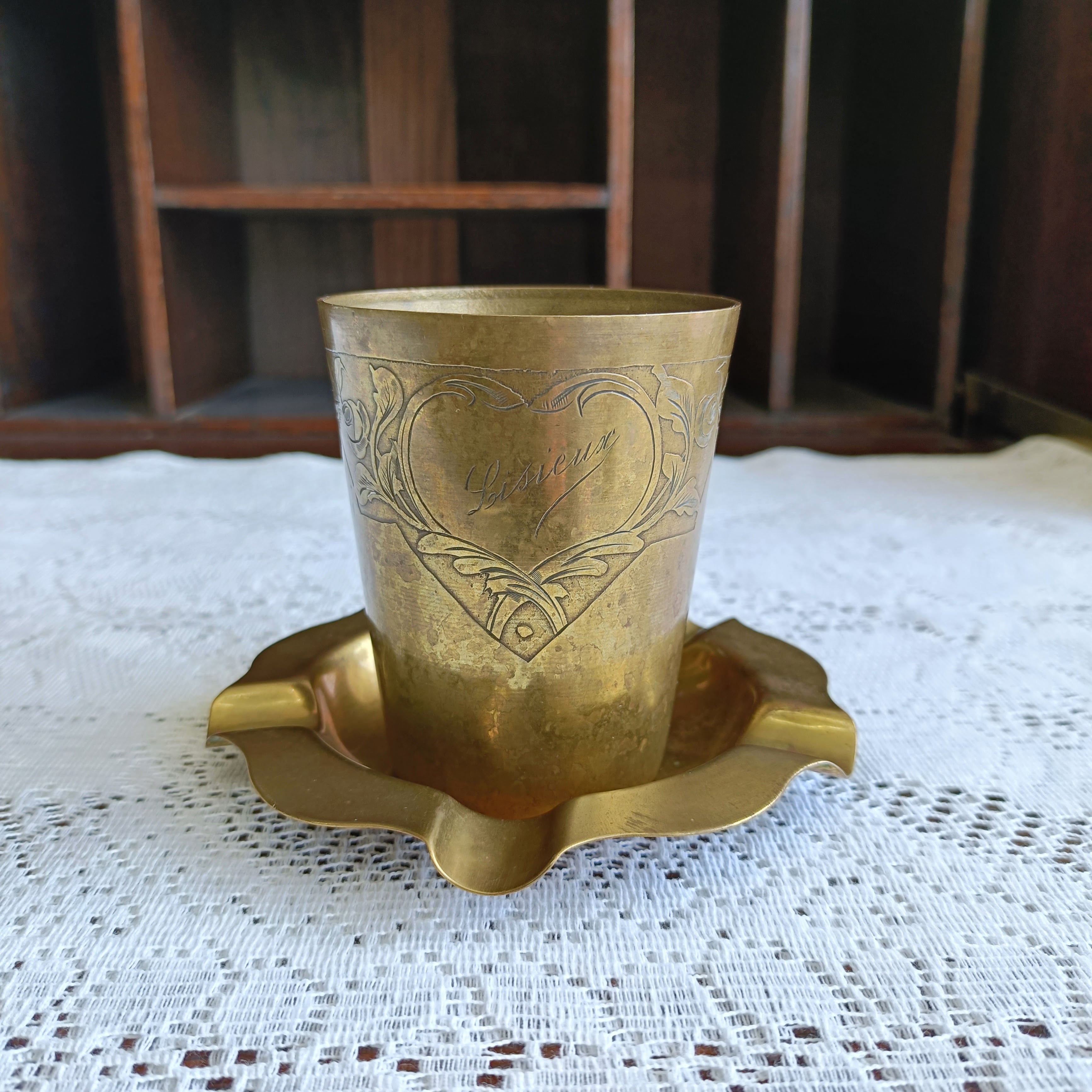 コップ カップ ブラス 真鍮 ハート＆薔薇モチーフ 容器 アンティーク