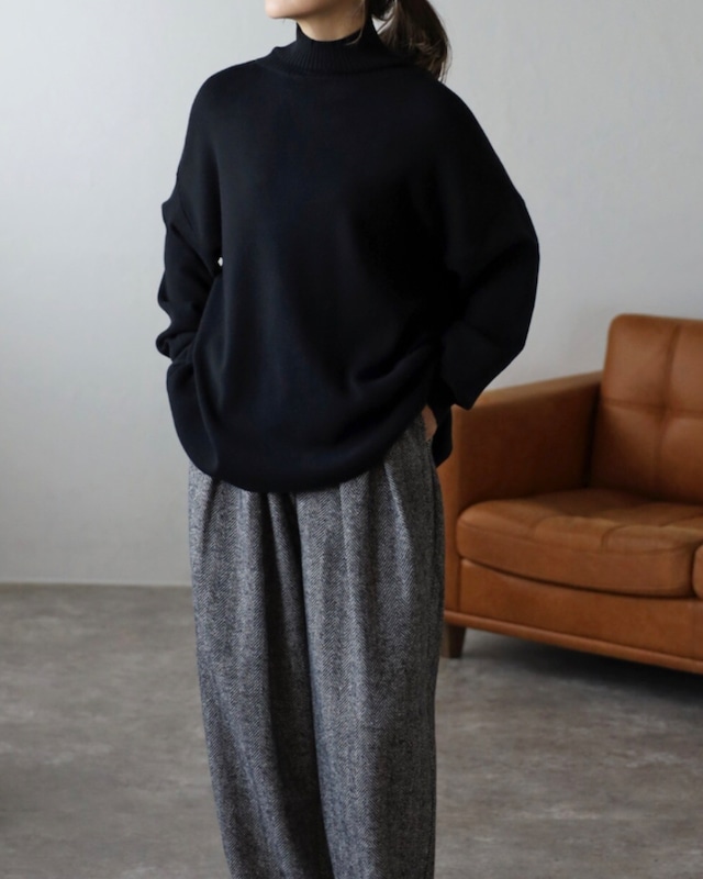 静電気防止前後2WAYタートルネックニット