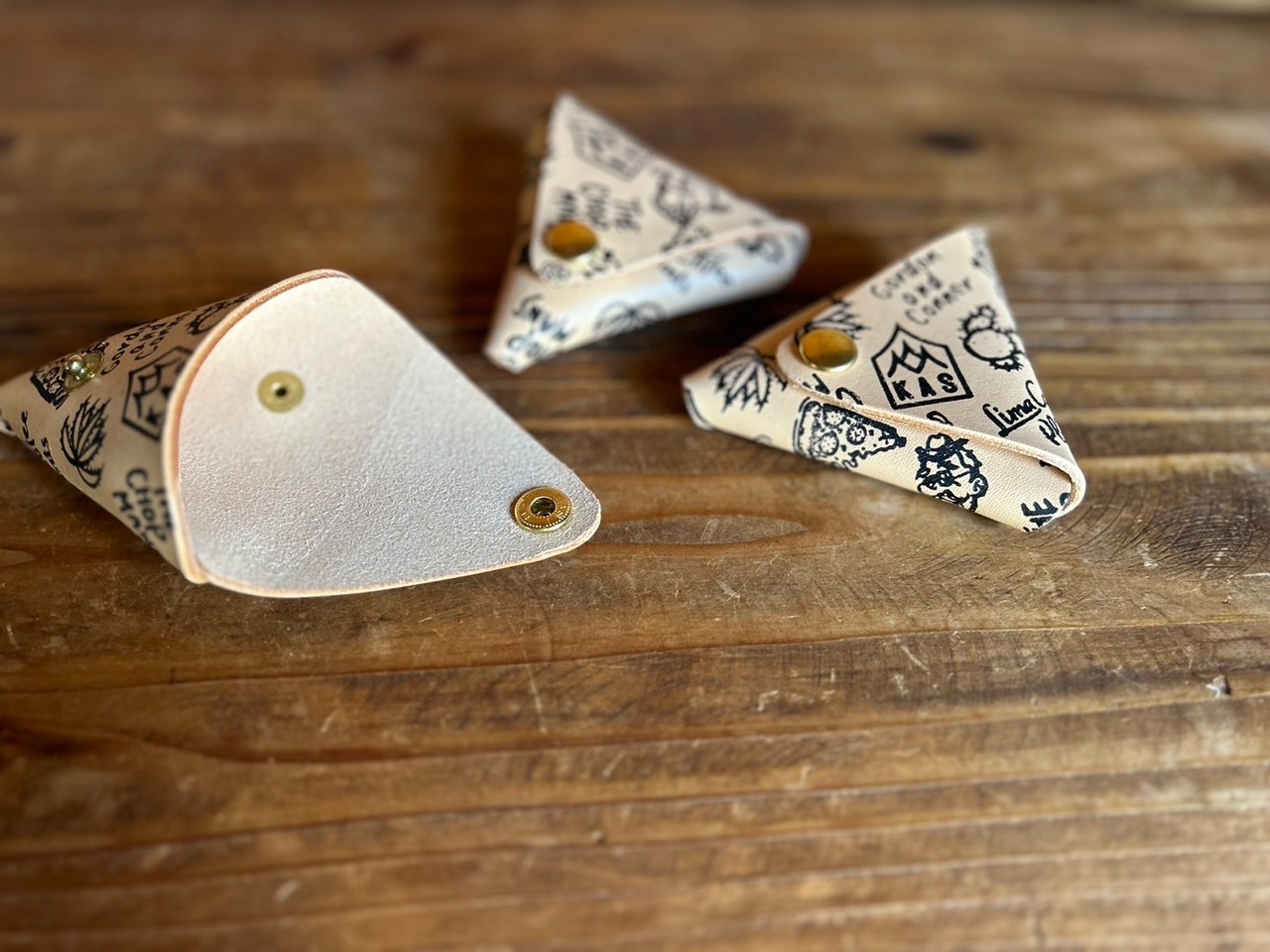 【限定販売】KAS Original △Coin purse natural