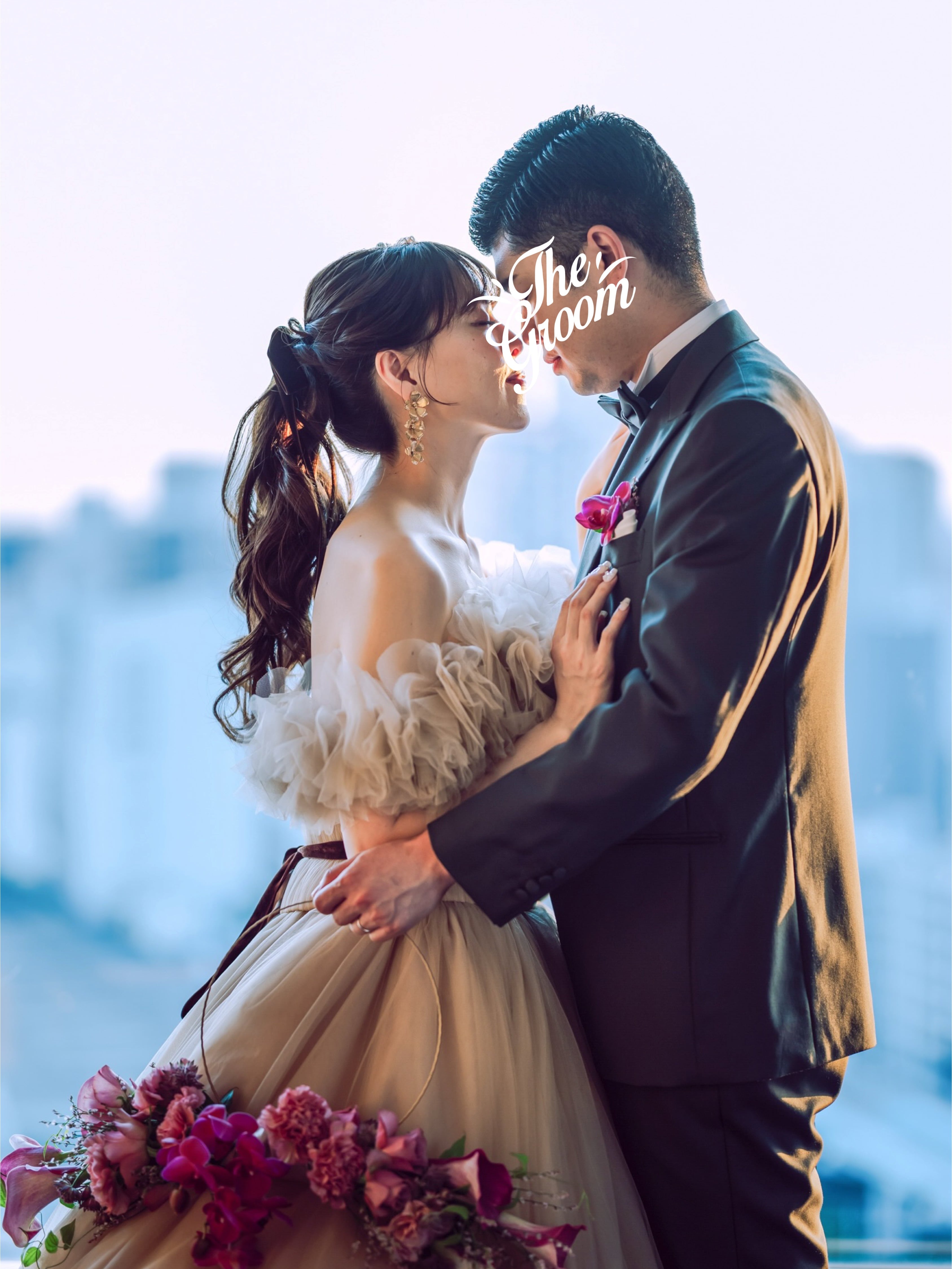 受注生産品】NY製真鍮フラワーパーツの三連ブライダルピアス