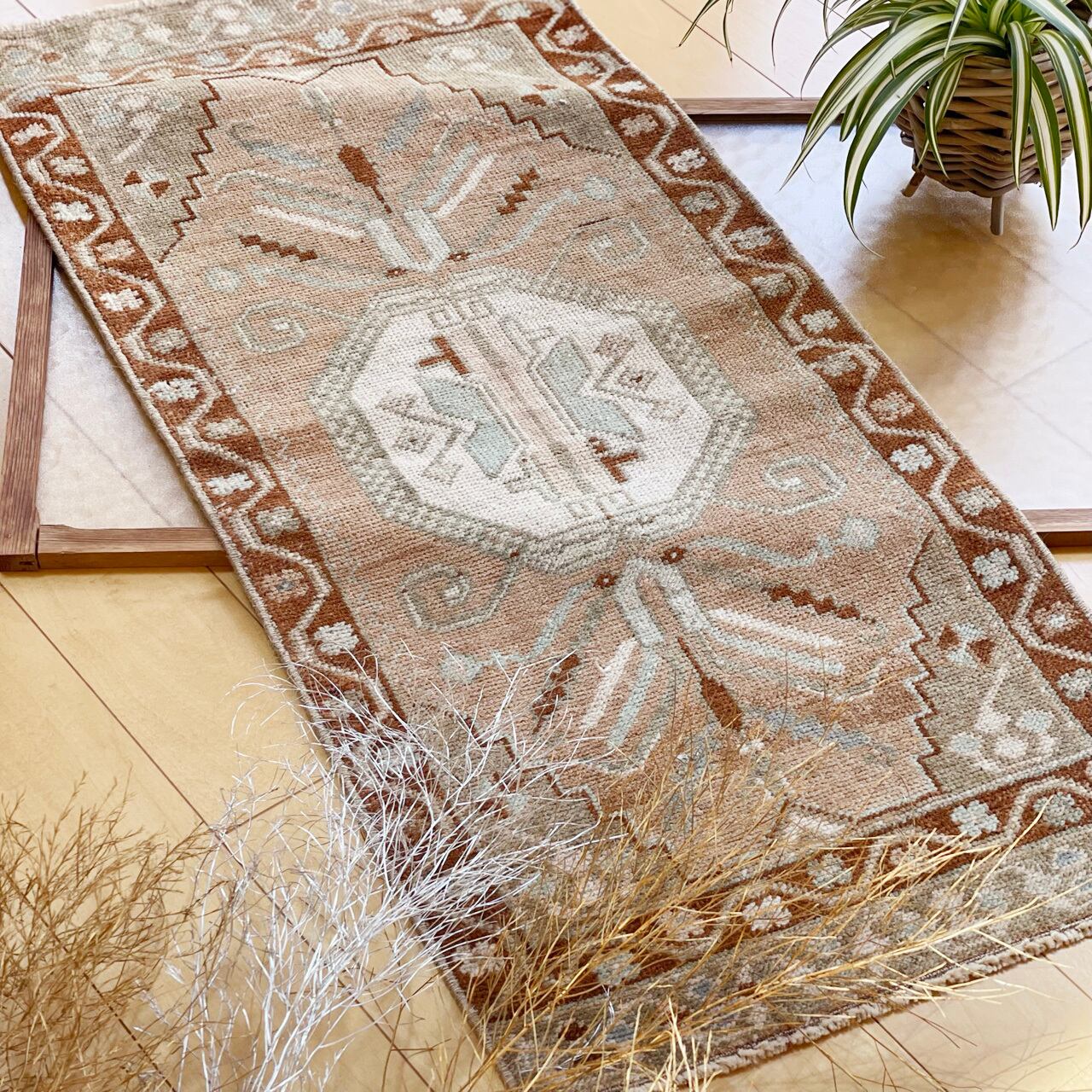 ヴィンテージ ラグ vintage 草木柄 Reve ラグ Reve Vintage Rug | Reve