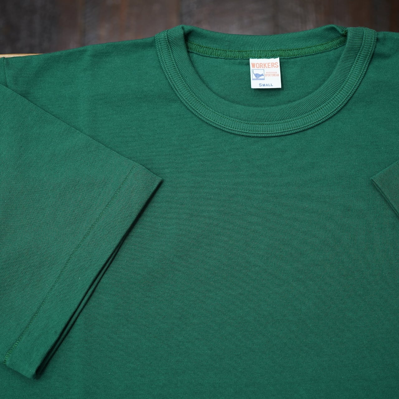 Workers(ワーカーズ) ランニングキャットTシャツ2026 Dグリーン