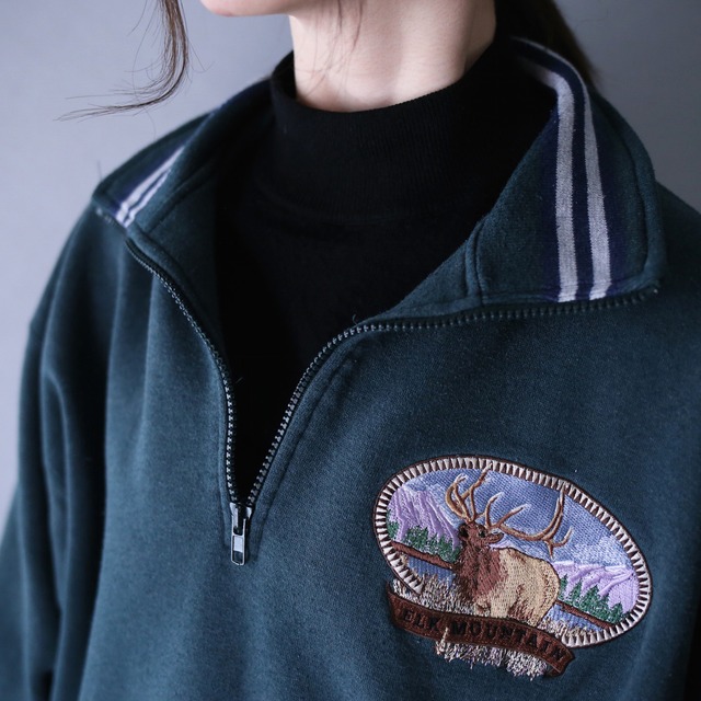 "刺繍×鹿" one point design over silhouette half-zip sweat pullover