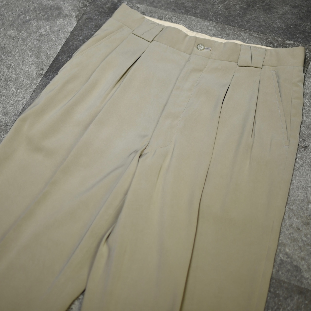 drape silhouette golf embroidery 2tuck slacks