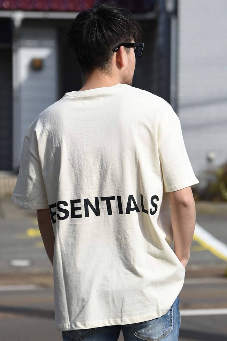レアな腰ロゴ！FOG ESSENTIALS 半袖Tシャツ¥12,000+tax