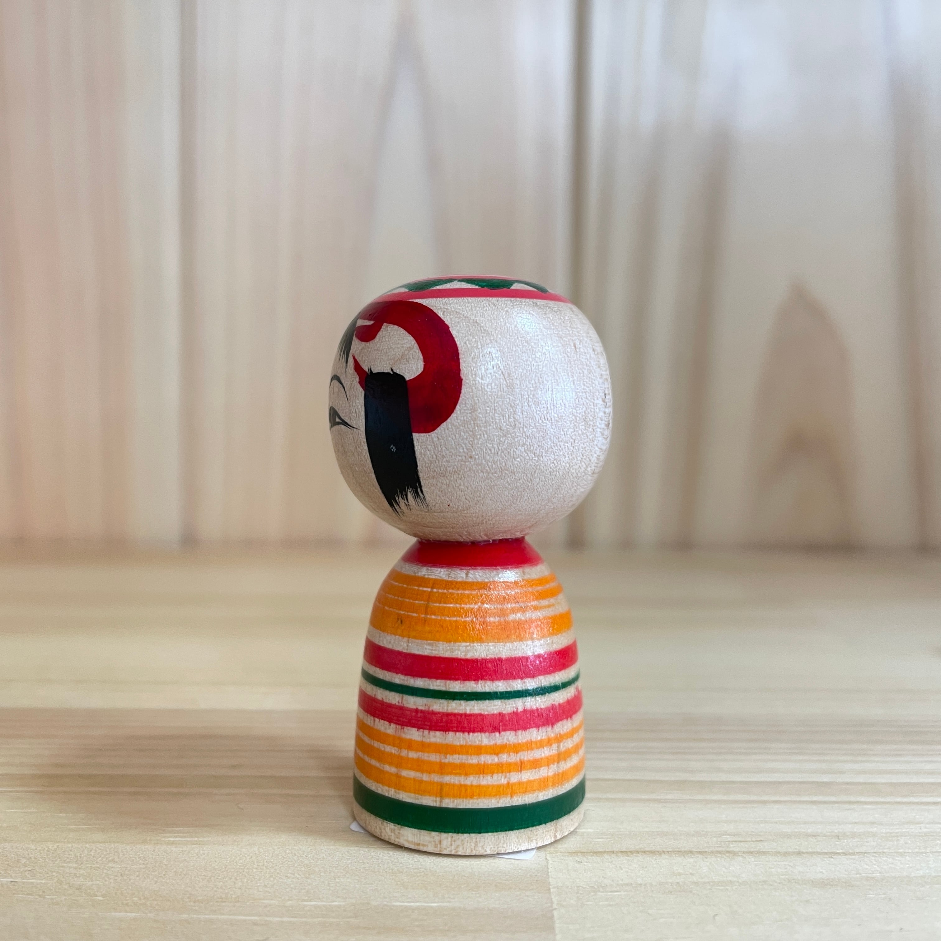 近野明裕工人：土湯系】小寸こけし① オレンジ・赤ろくろ線 ：2寸 5.5