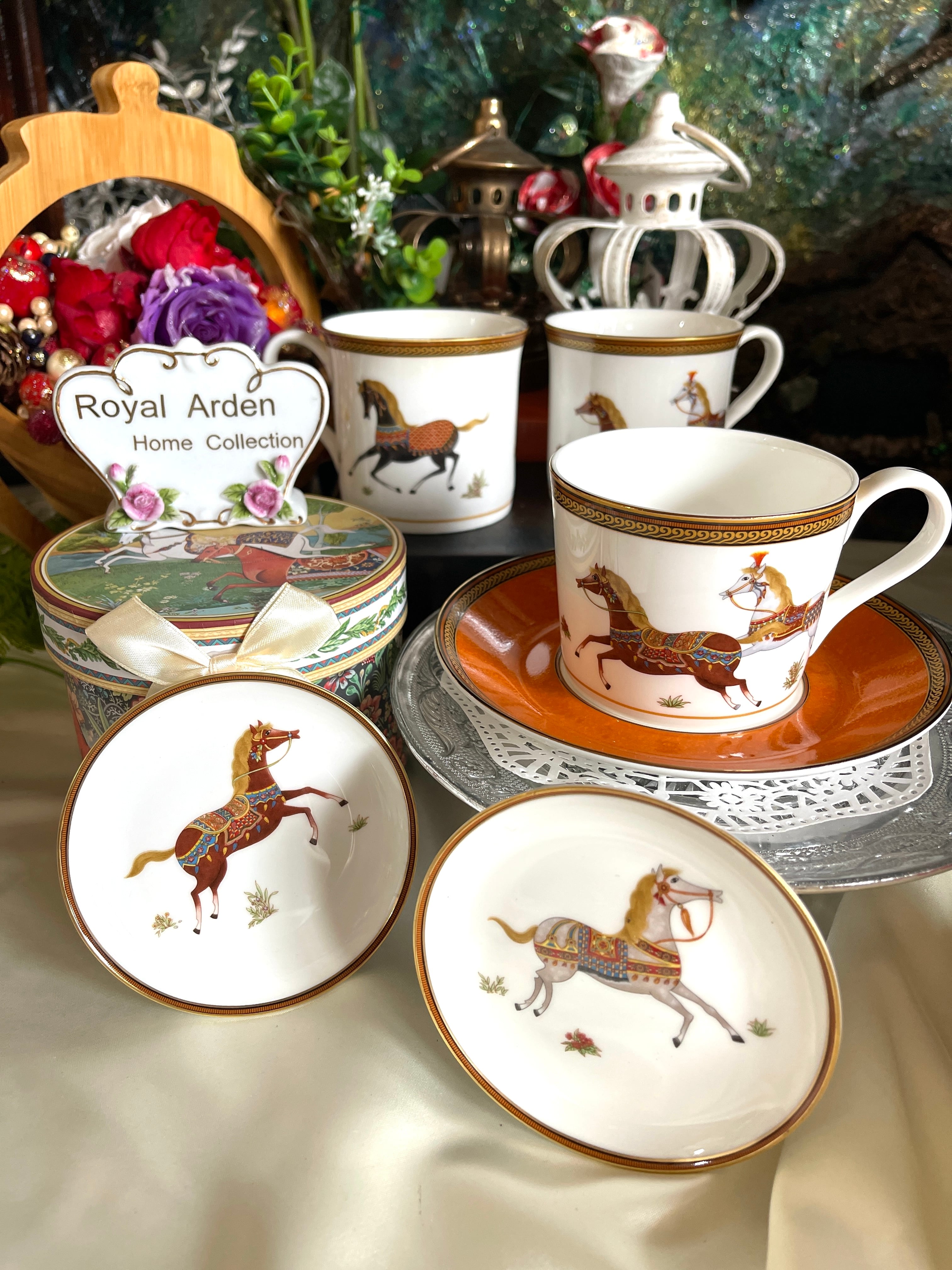 ◇在庫限り◇2026干支◇馬◇ホース柄◇マグカップ◇BOX入◇ロイヤル