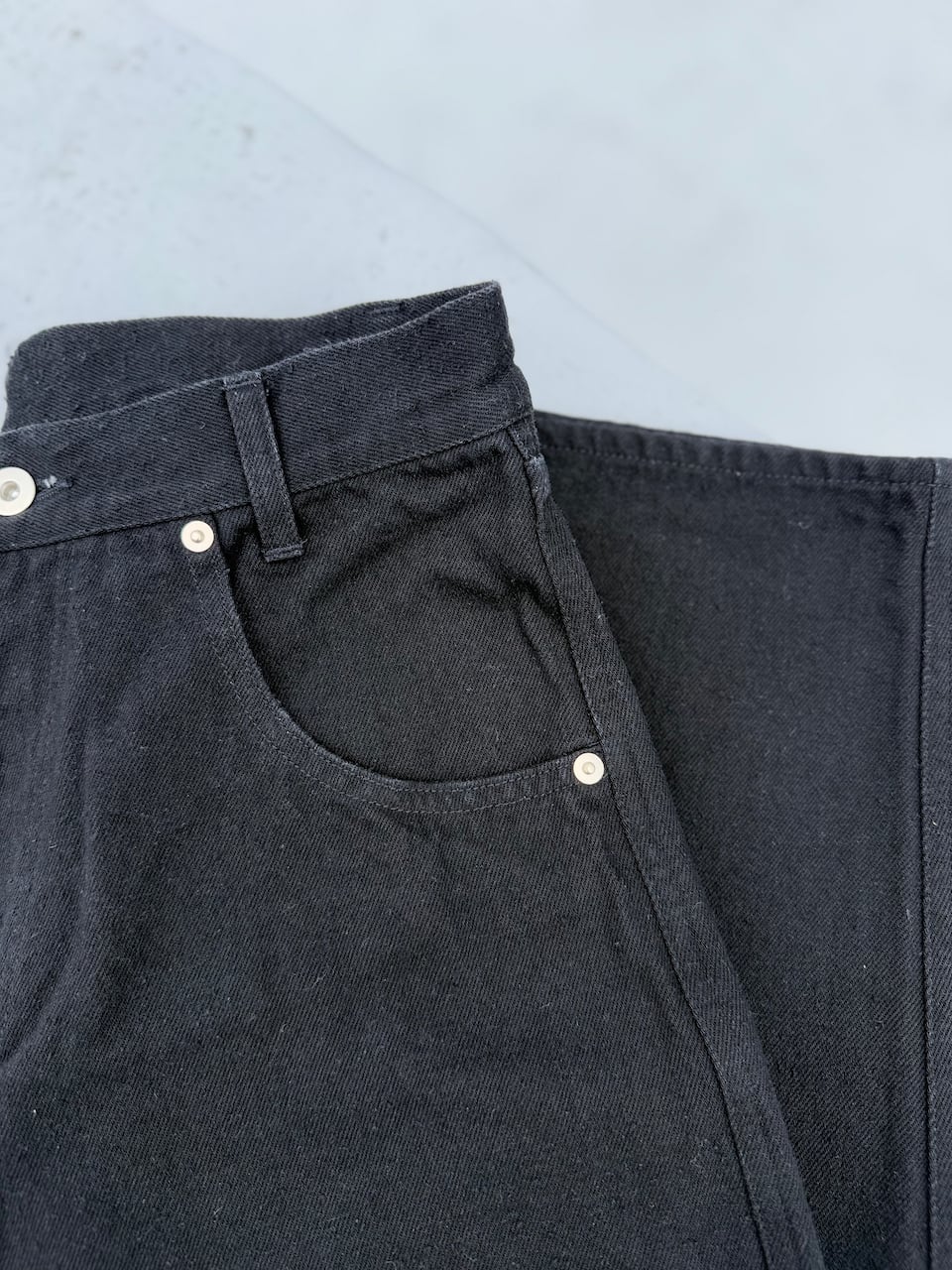 HEALTH / 5POCKET PANTS BLK | EE ONLINE STORE -