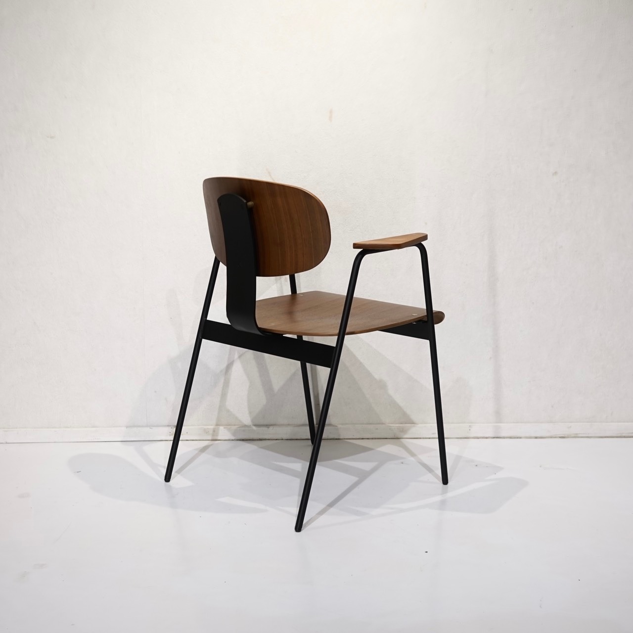 COMPLEX コンプレックス F2 CHAIR F2チェア ダイニングチェア アームチェア 椅子 チェア ウォールナット モダン ヴィンテージ ミッドセンチュリー