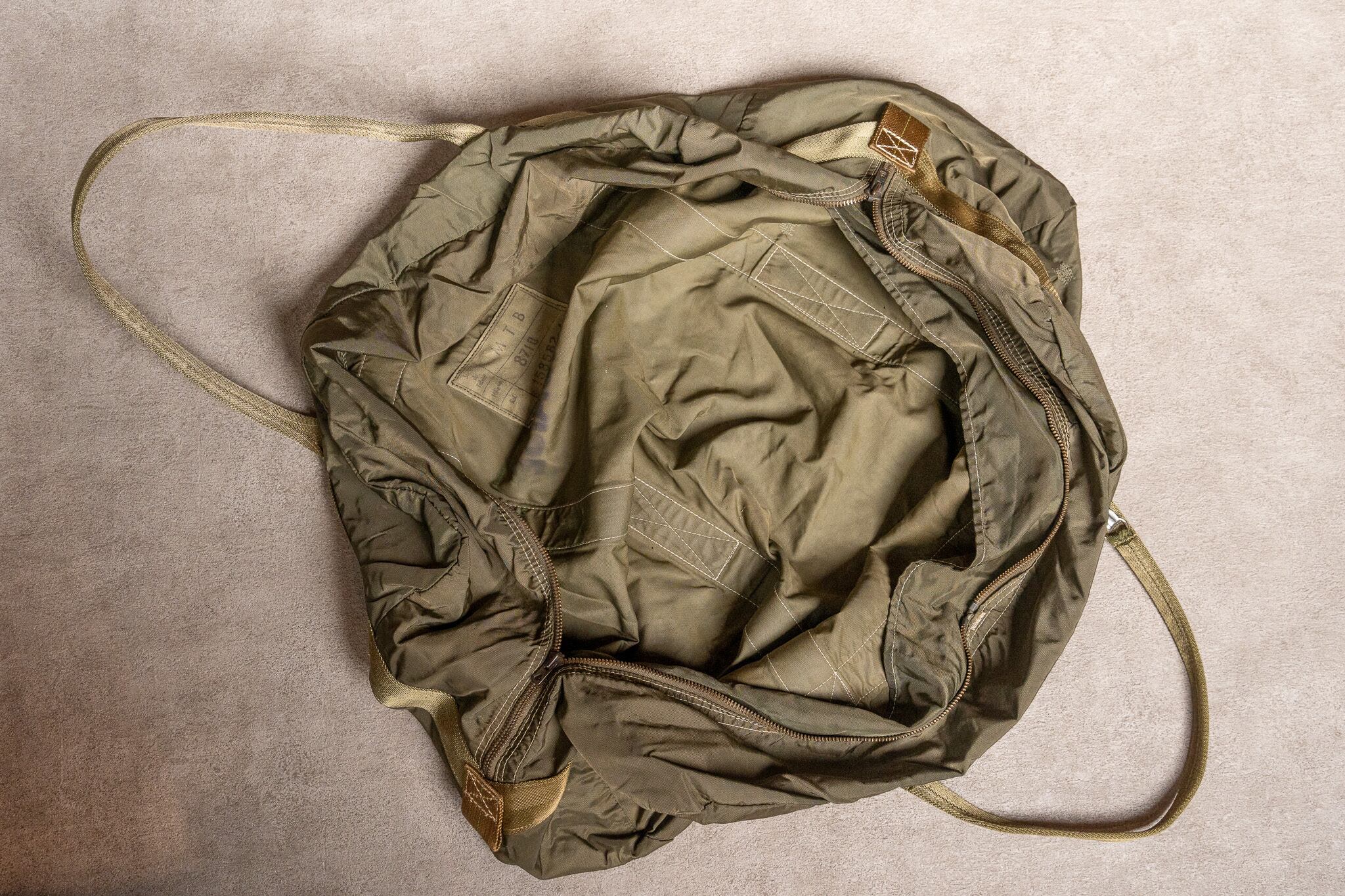 French Air Force 80-90s Paratrooper Bag 65L フランス空軍