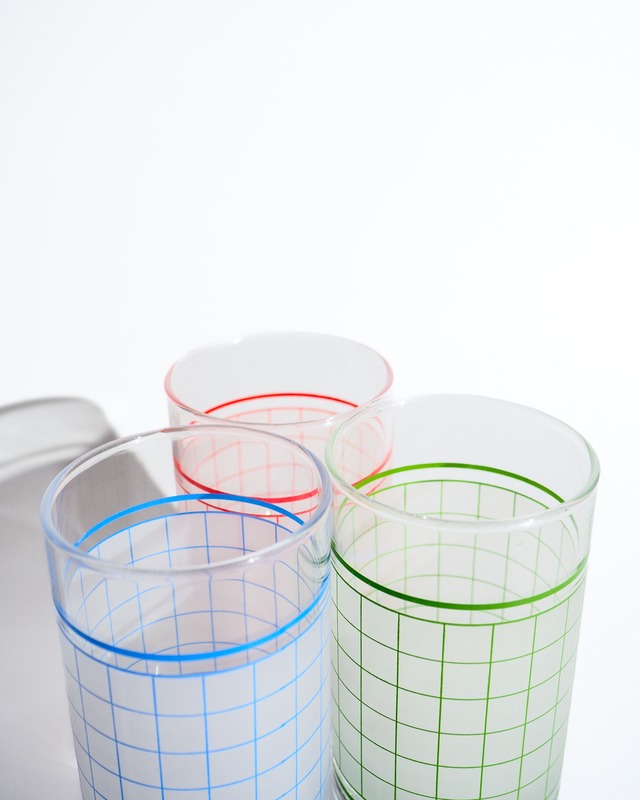 Glass checkered cup