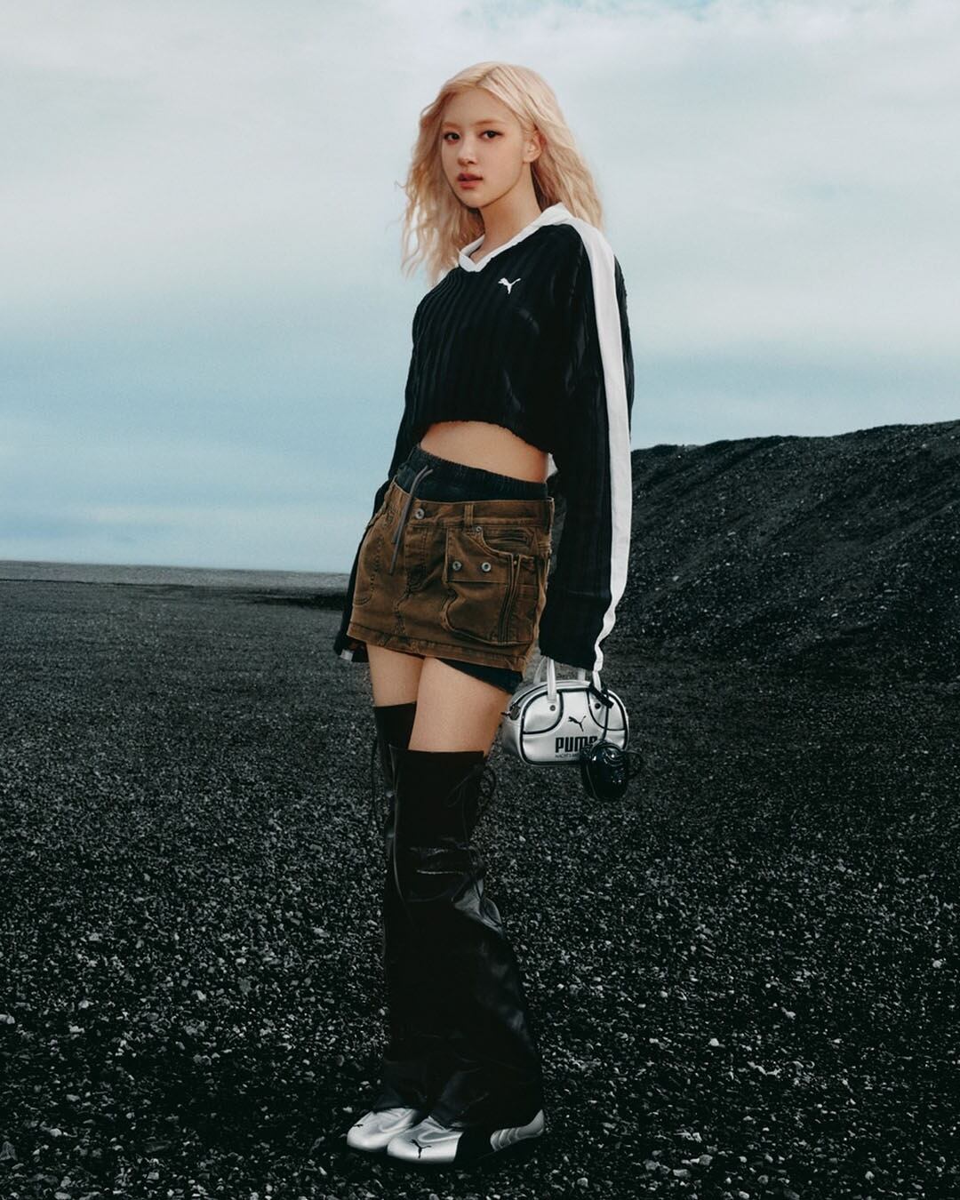 ロゼ ☆BLACKPINK ロゼ 着用！！【LOADINGROOM】STRANGE SKIRT | もごつ