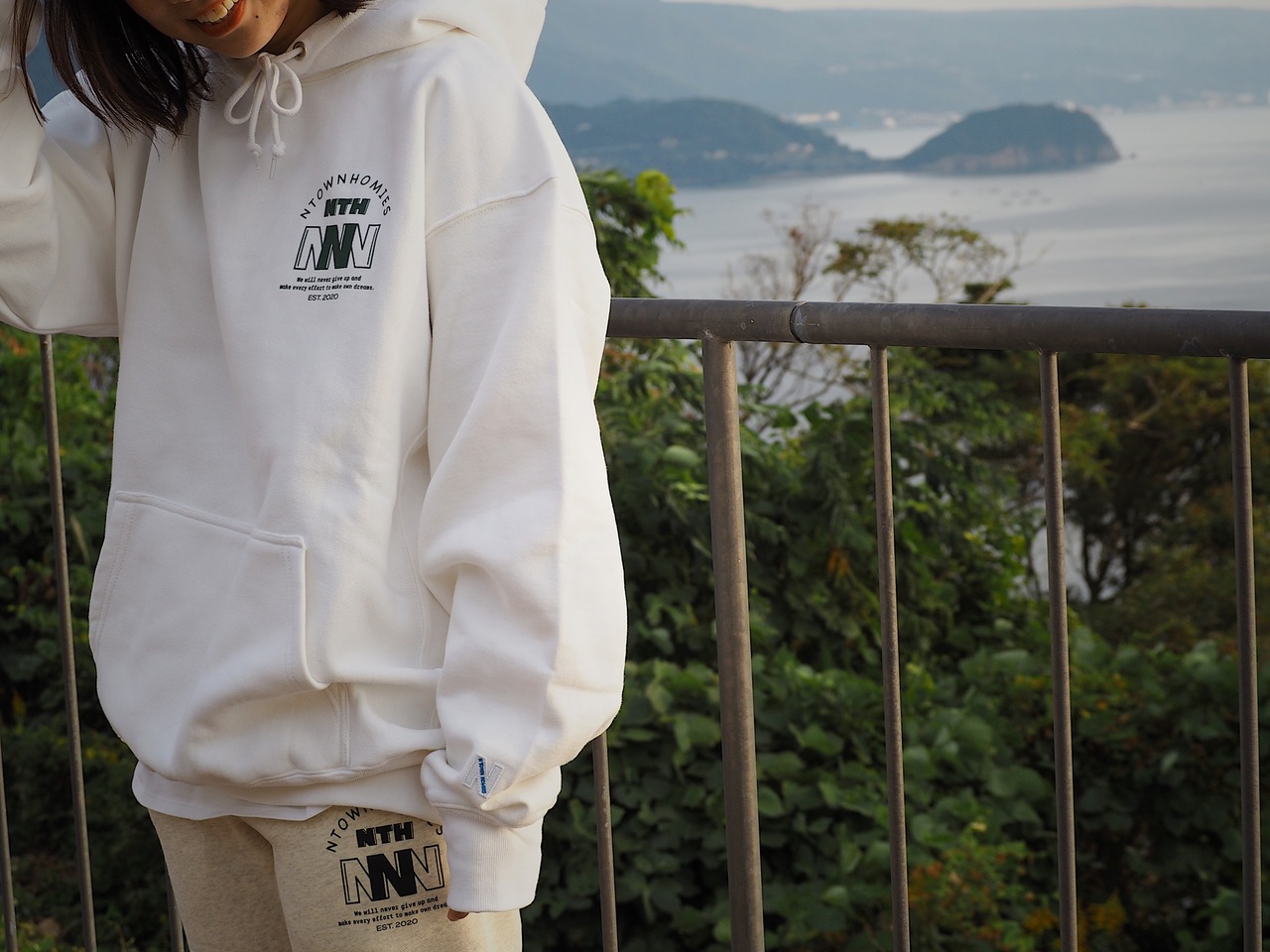 2021 AW “bigN” SWEATPANTS  color Oatmeal×Black - 8