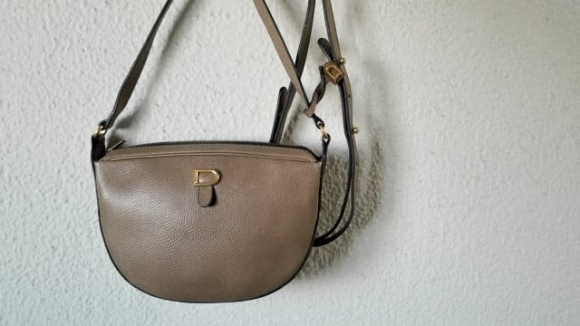 デルボー デルヴォー ☆ ヴィンテージ ミニ レザー ショルダーバッグ ベルギー製 グレーベージュ ポシェット DELVAUX |  gypsophila powered by BASE