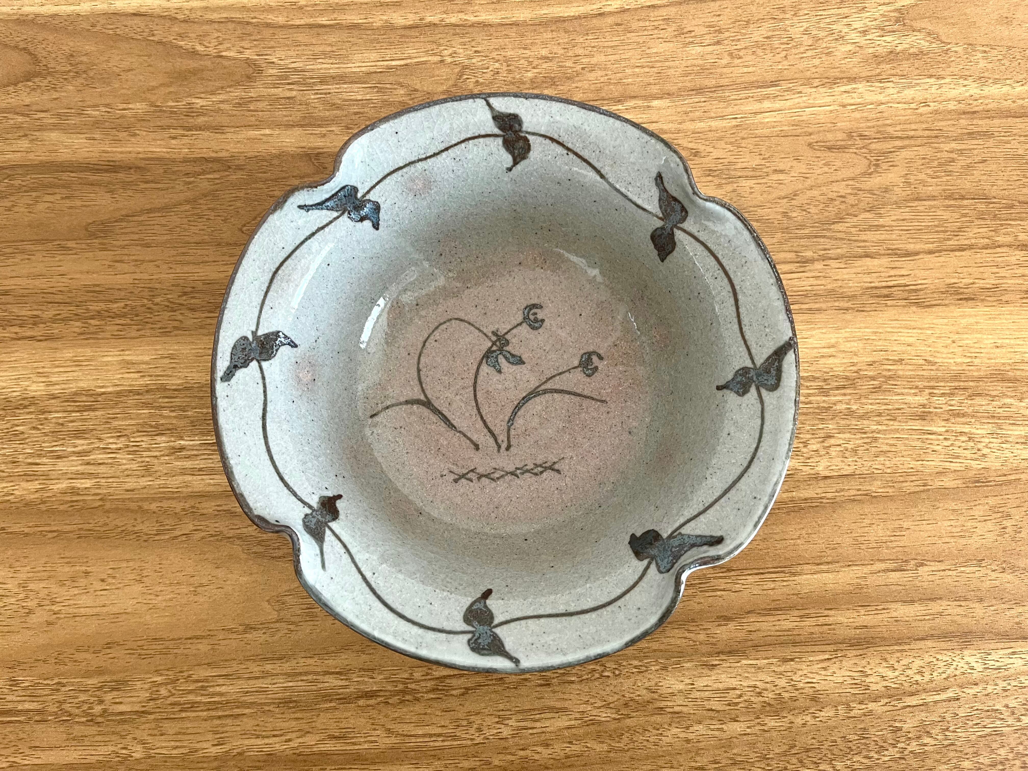 絵唐津 四つ押し小鉢 スミレ | 春窯