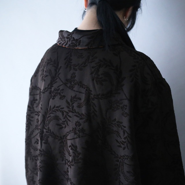 "reversible" beautiful reef motif pattern over silhouette chenille weave jacket