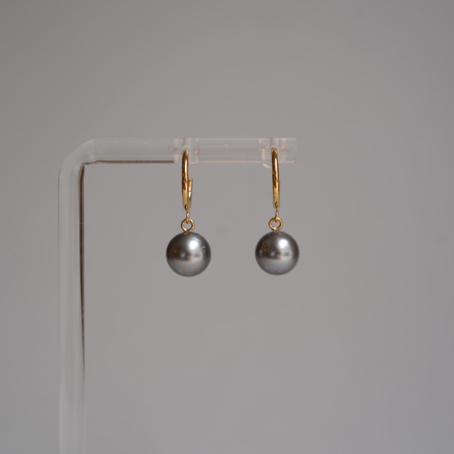 1点もの  14kgf  　南洋真珠フープピアス　GY